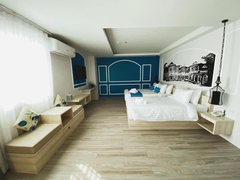 Deluxe Triple Room - Photo 3
