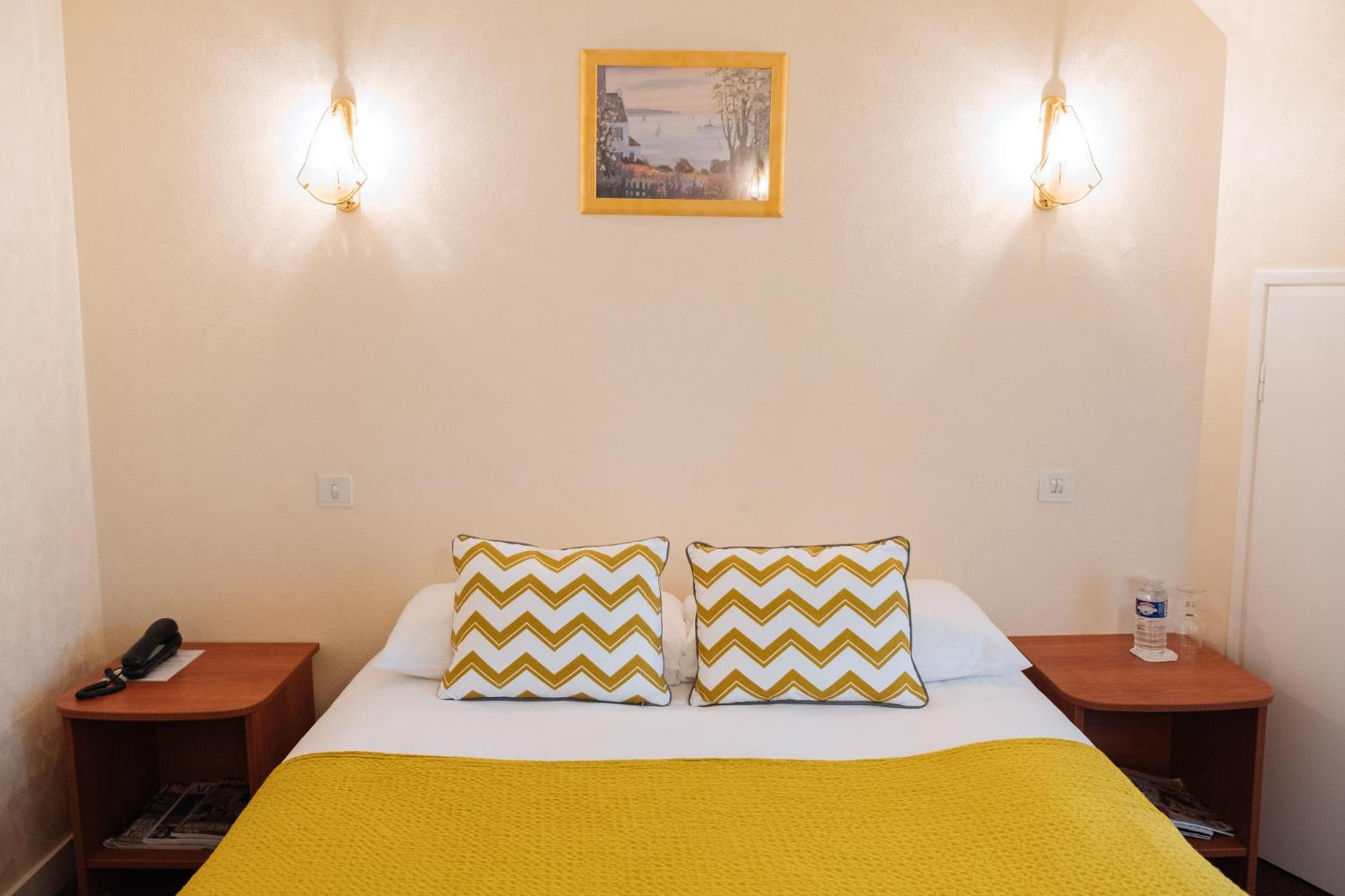 Double Room with River View photo 3