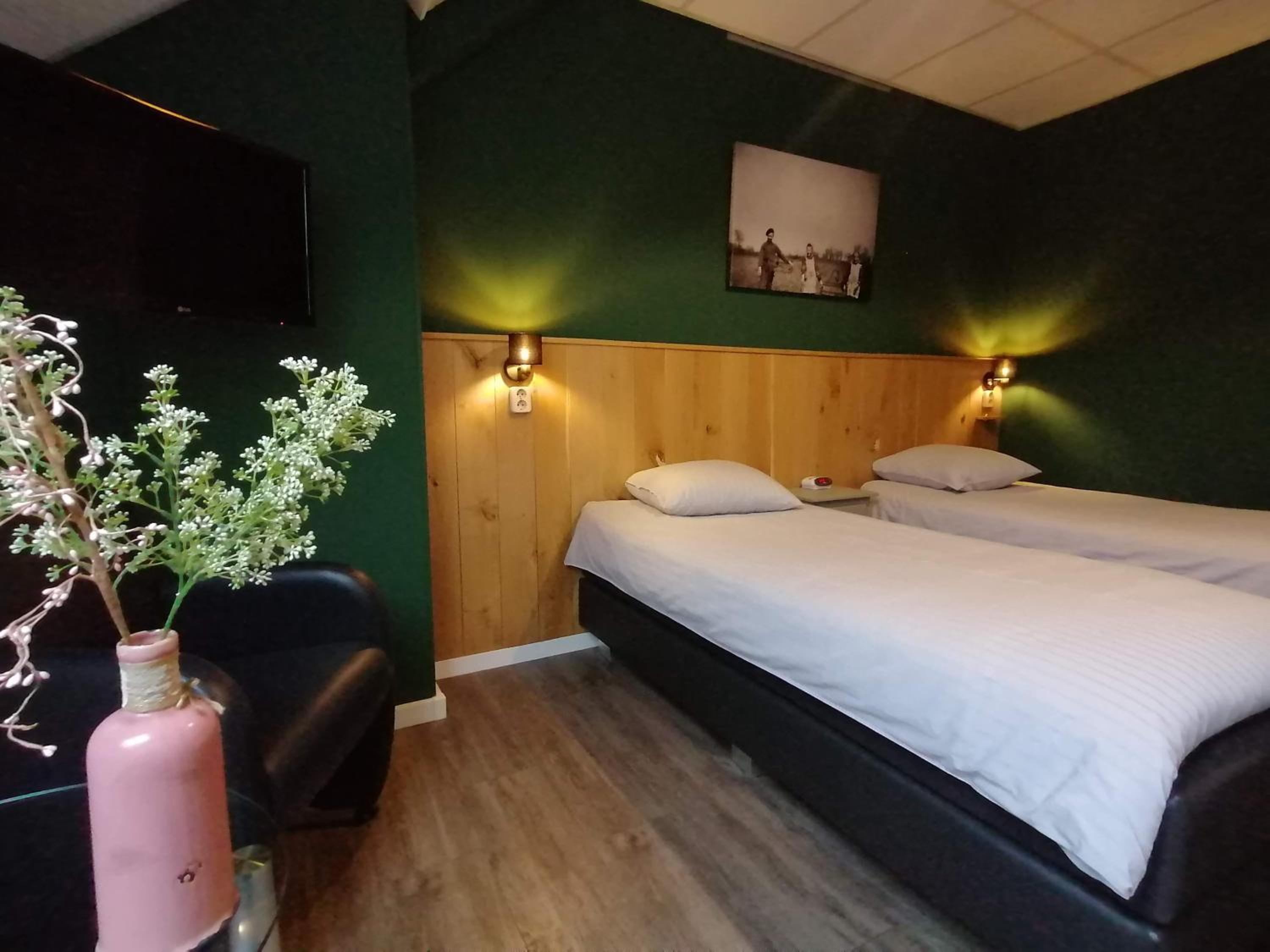 Standard Double Room photo 1
