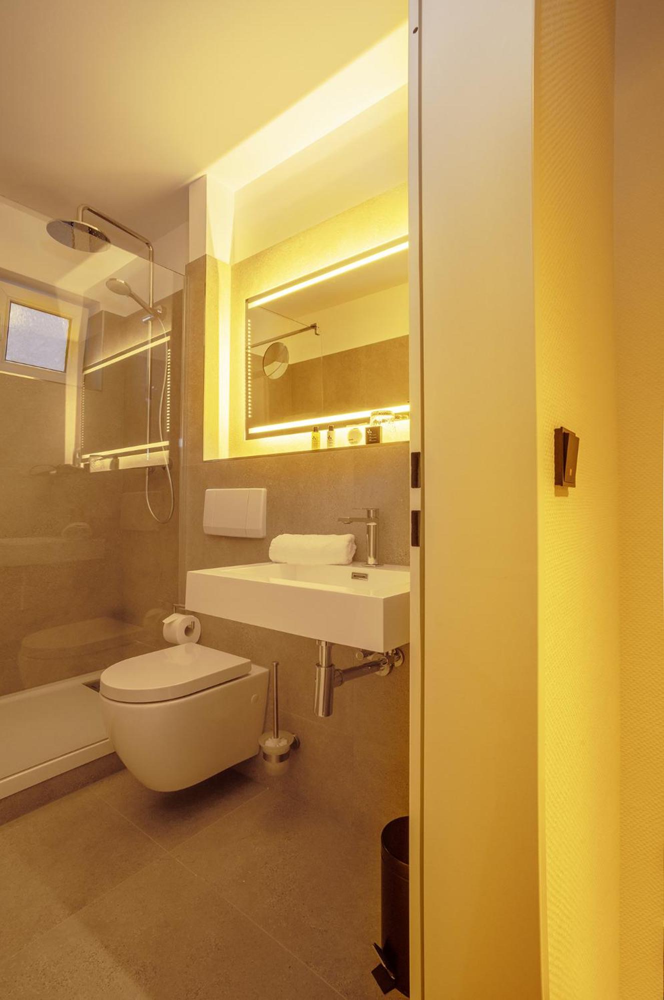 Superior Double or Twin Room photo 3