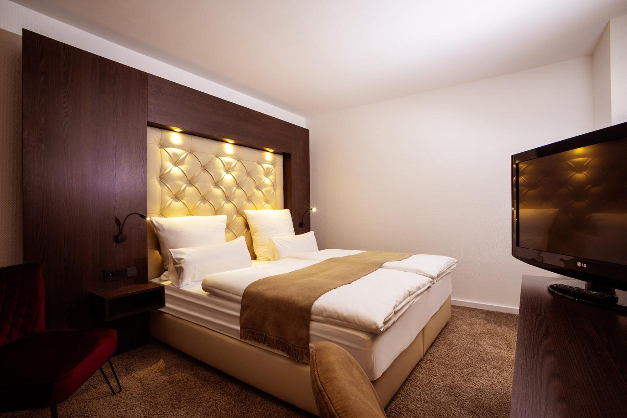 Superior Double or Twin Room photo 1