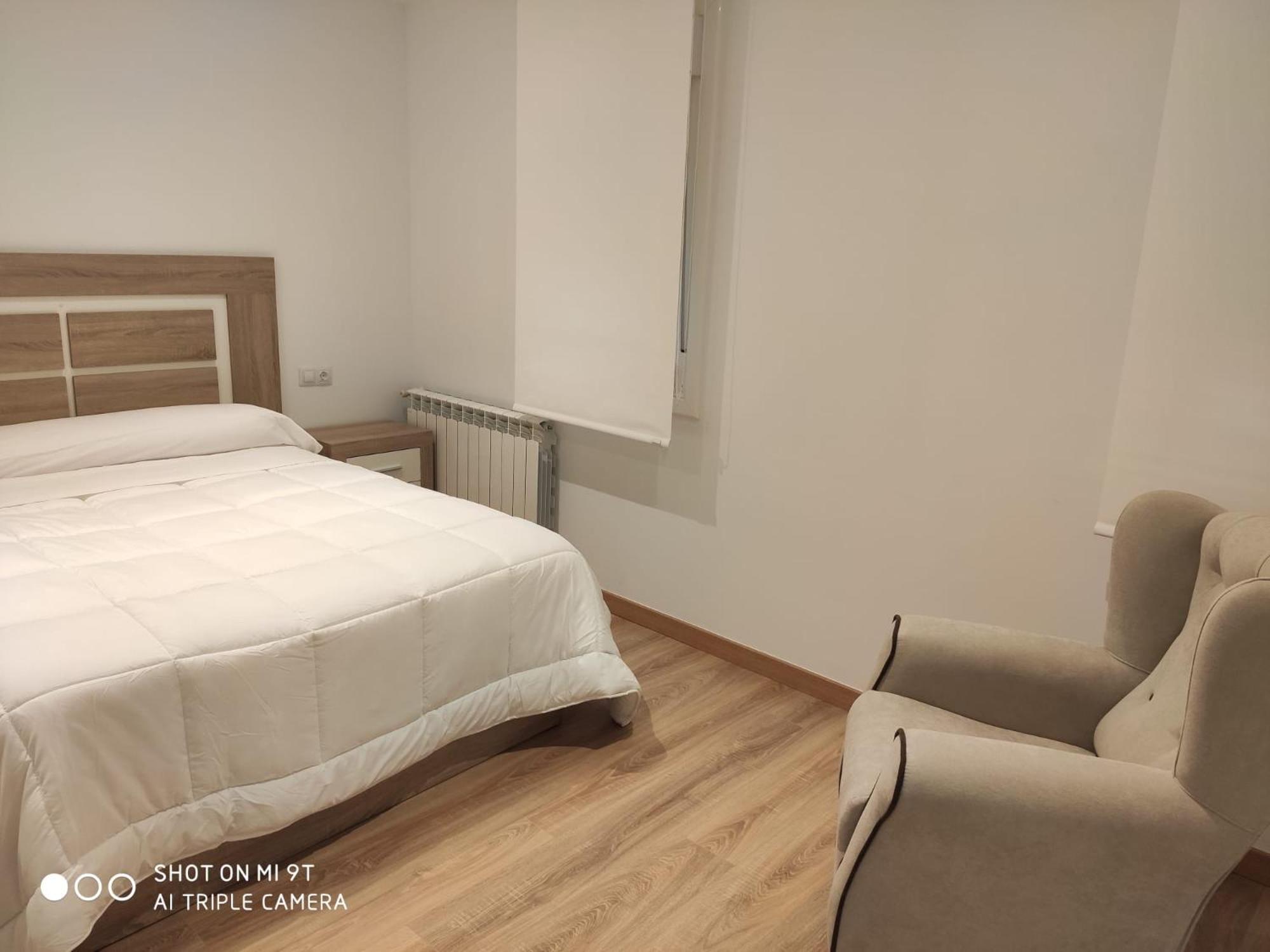 Family Suite with Balcony - Photo 22