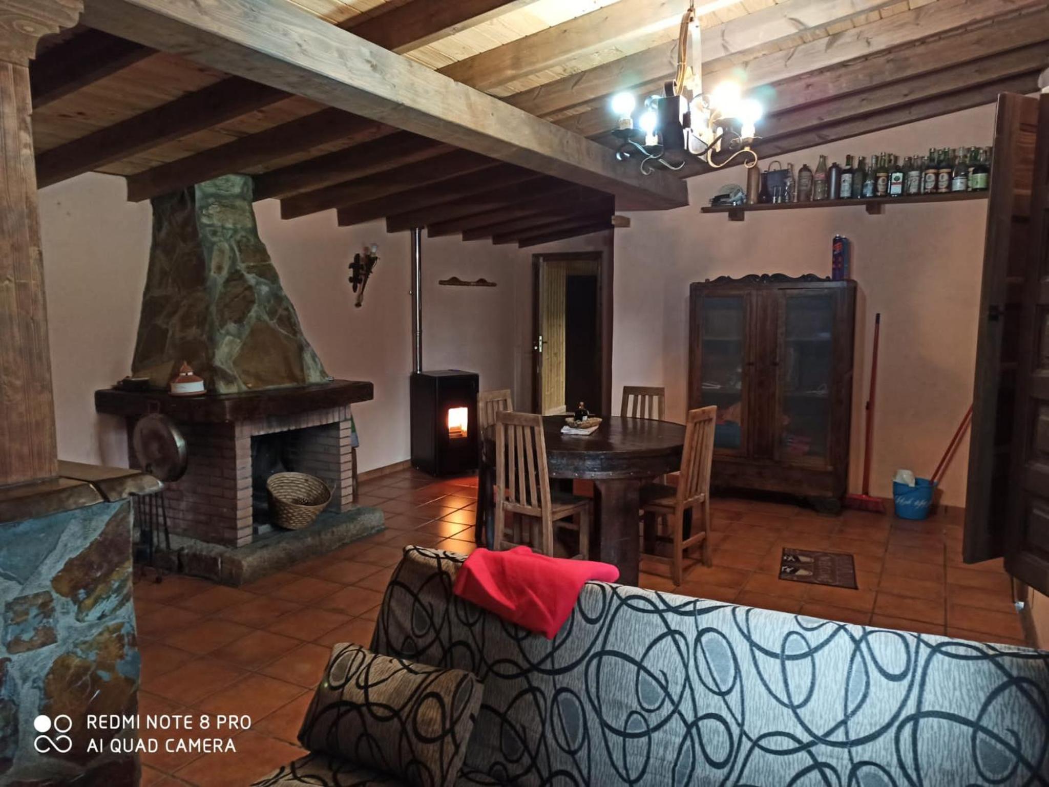 One-Bedroom House - Photo 3