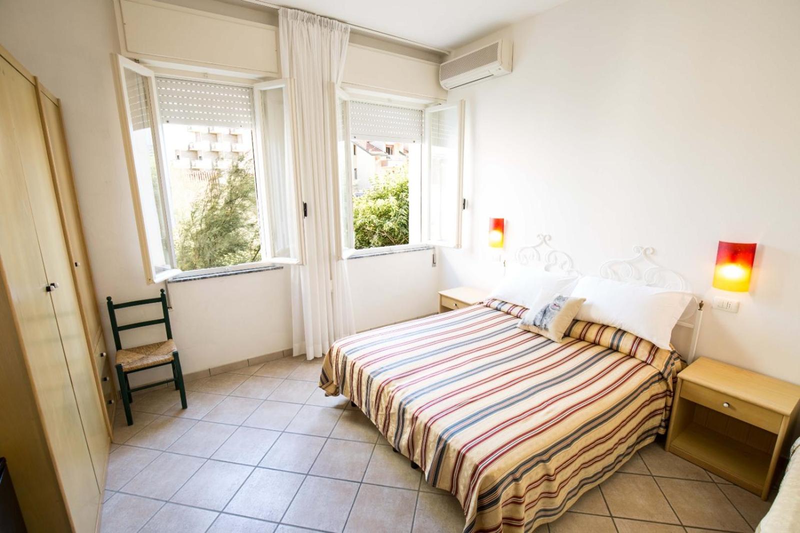 Economy Triple Room