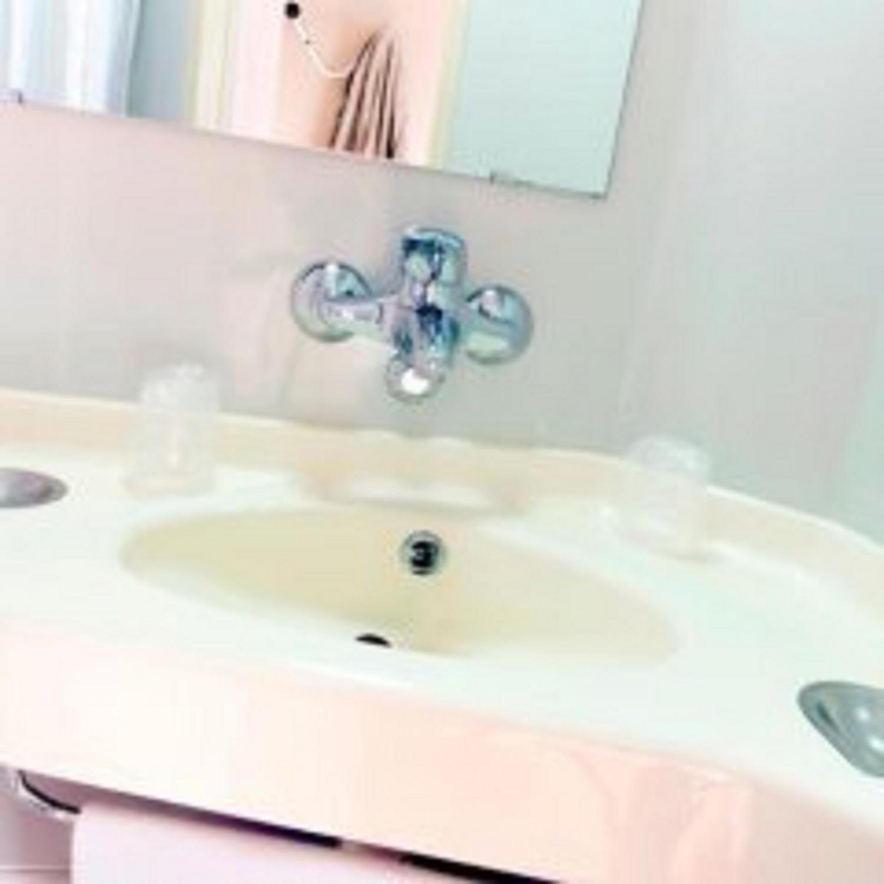 Double Room - Photo 6