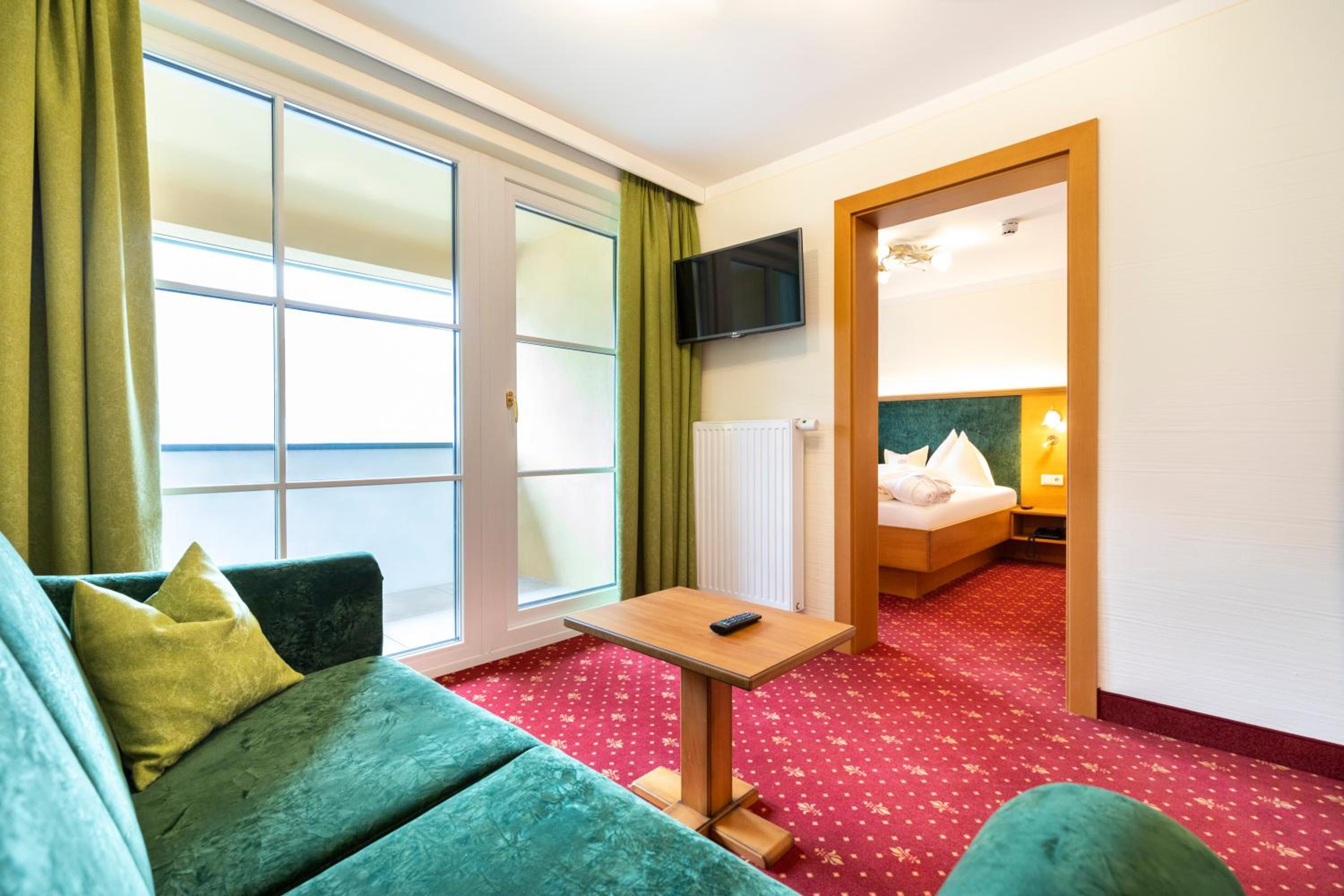 Superior Suite photo 1