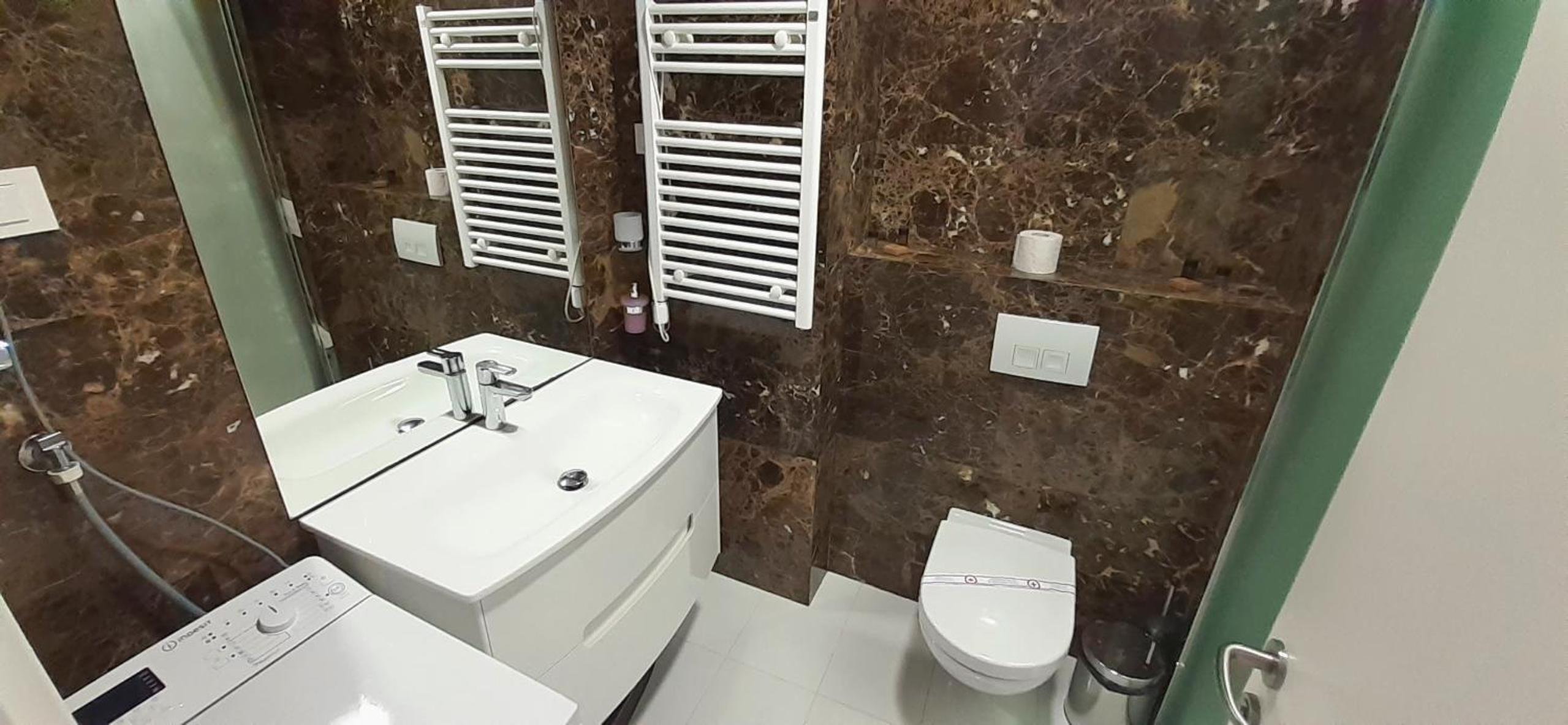 Apartment with Sea View - Photo 10