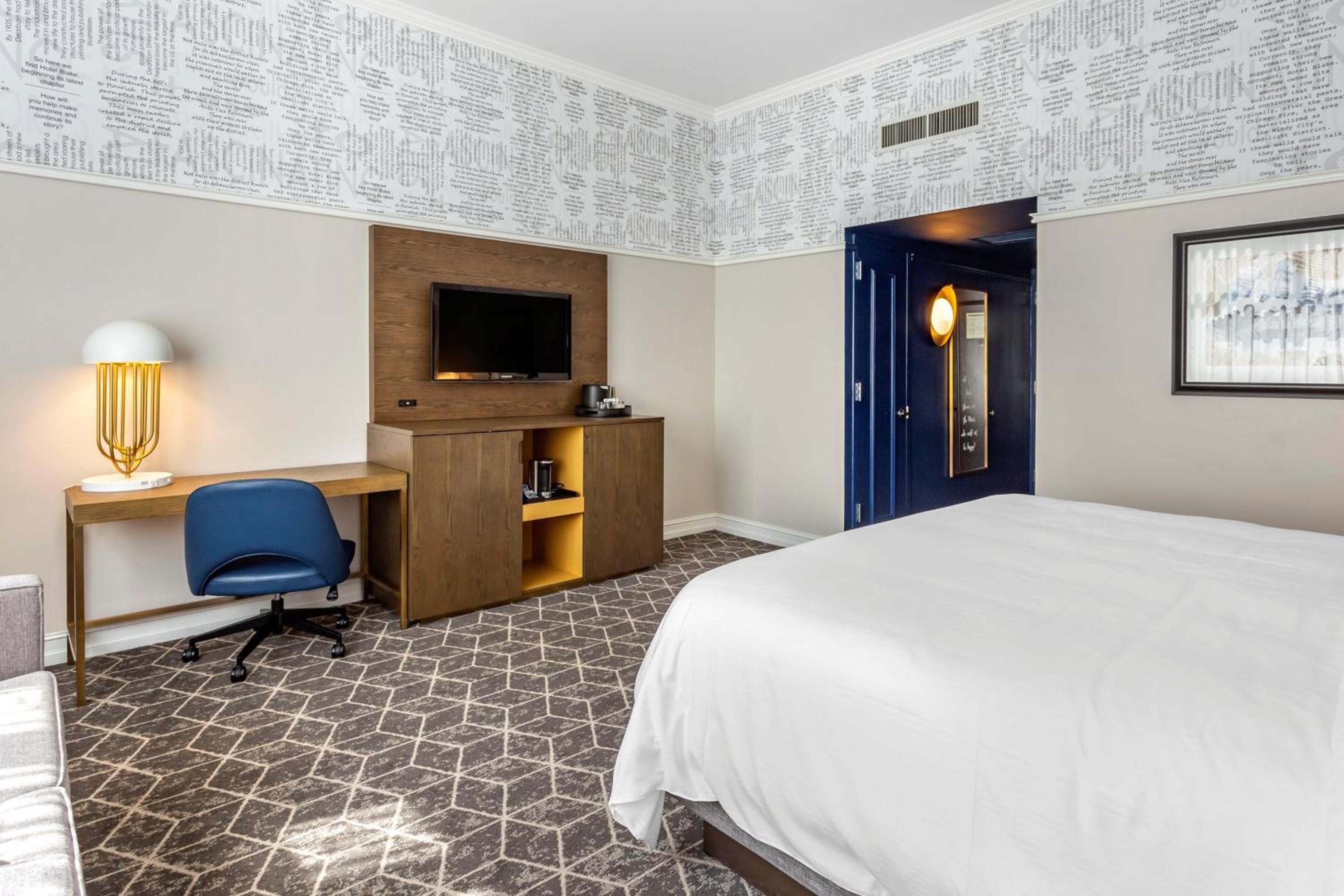 Two-Bedroom Room with Two King Beds