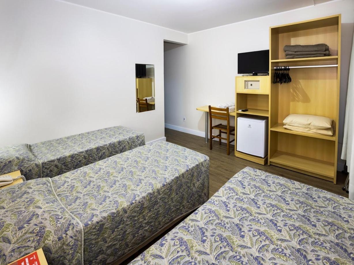 Standard Triple Room photo 2