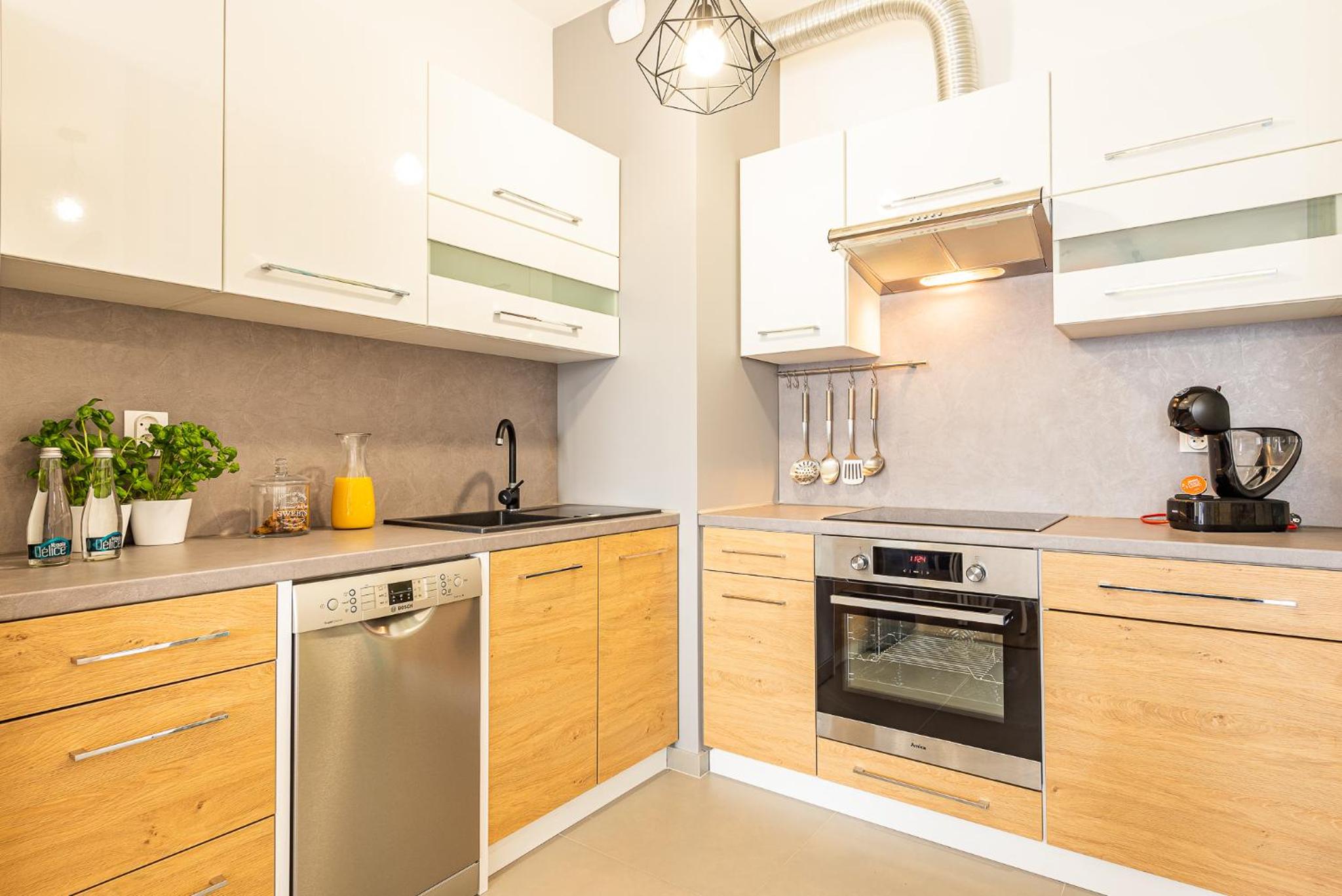 Apartment with Balcony- ul. Francuska 108B/50 - Photo 2