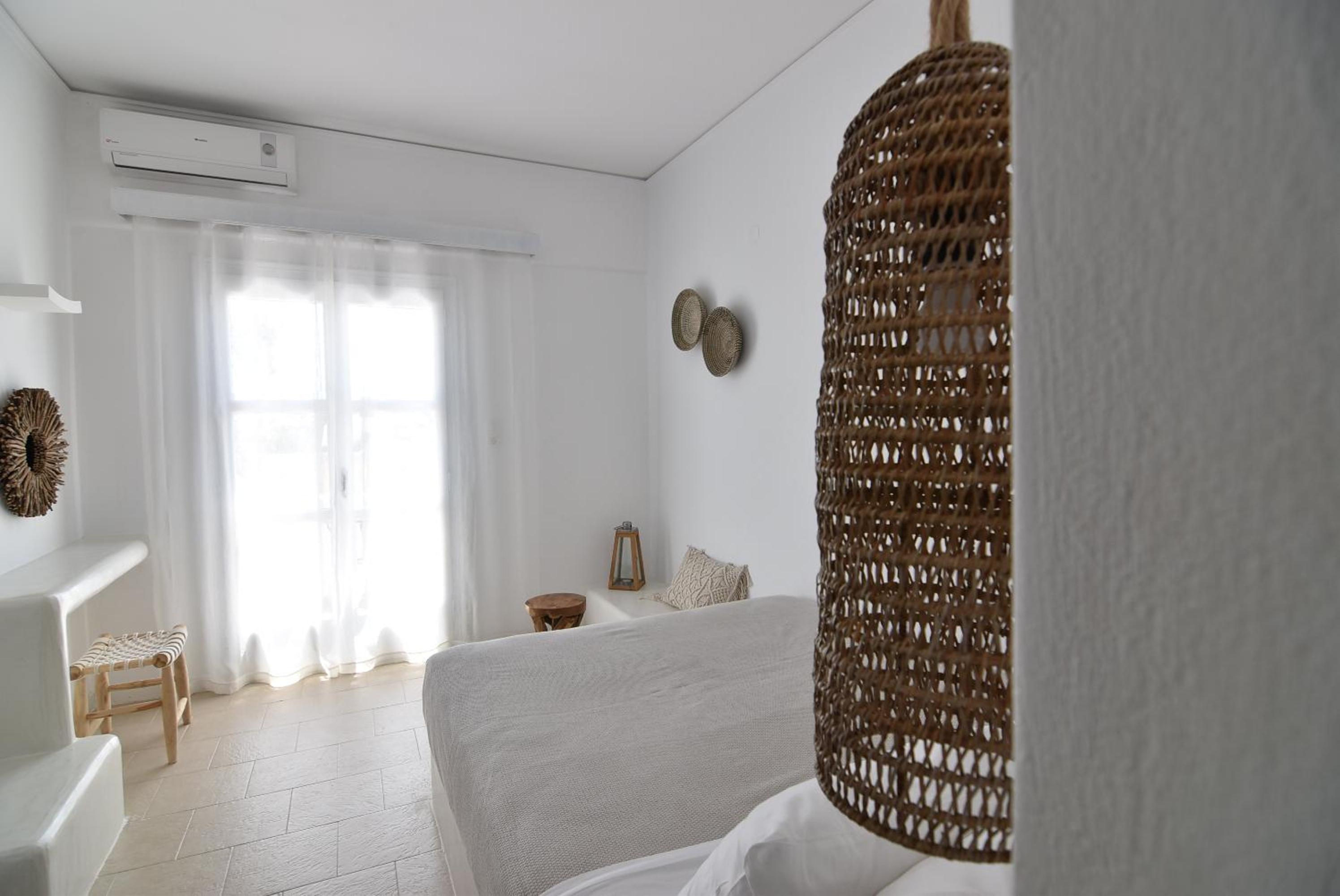 Standard Double or Twin Room - Photo 9