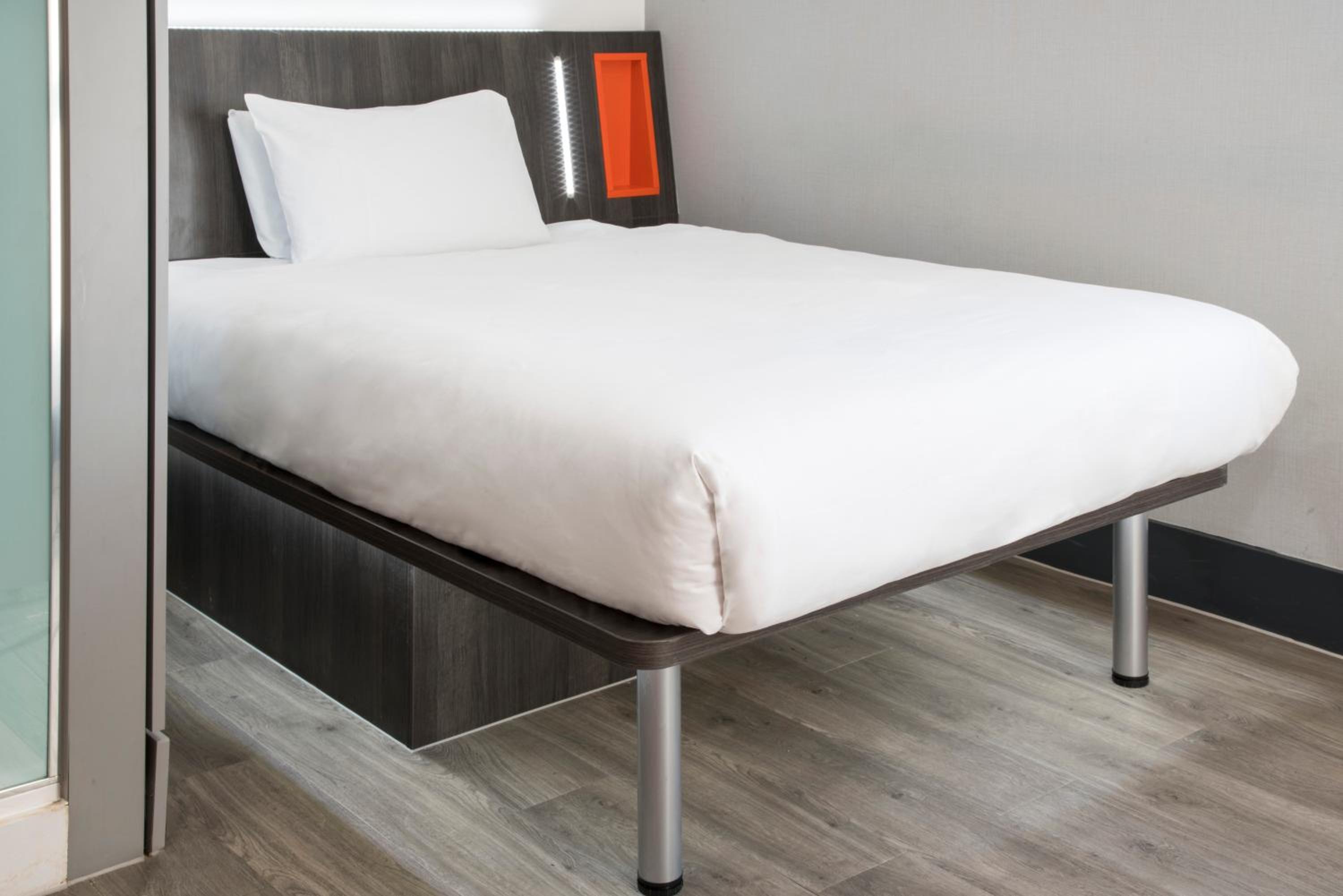 Double Room - Photo 15