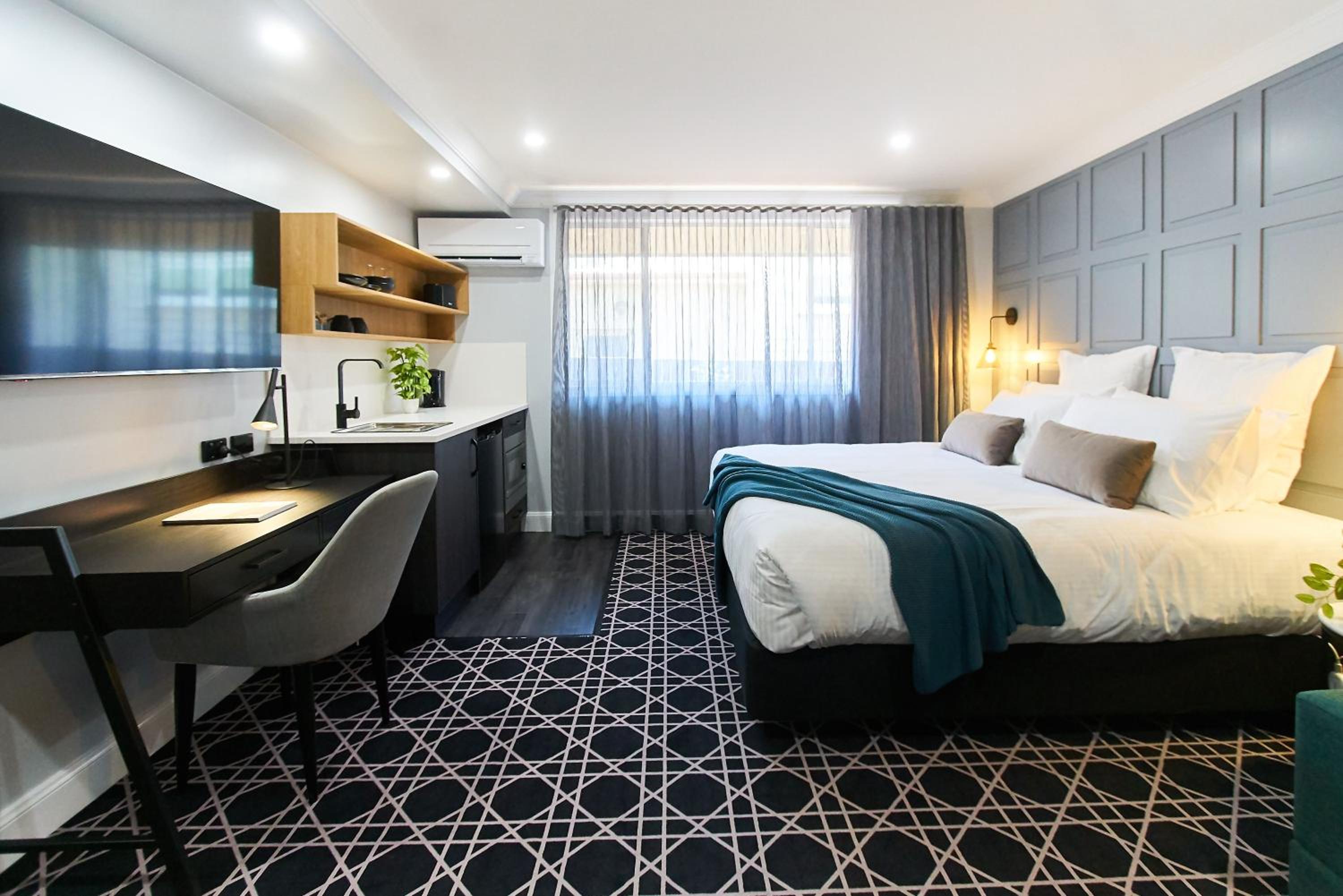 King Suite with Kitchenette