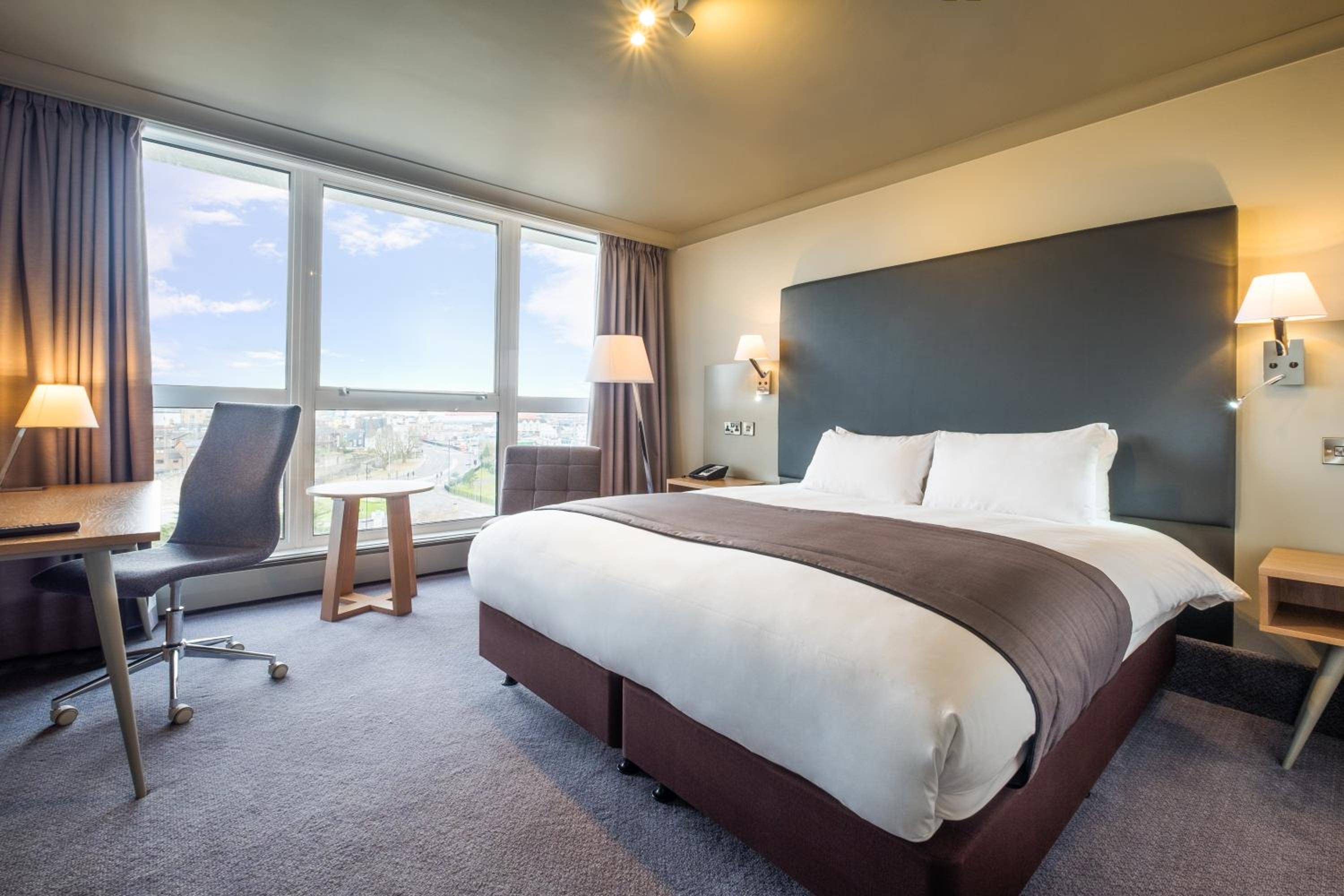 Premium King Room With City View photo 1