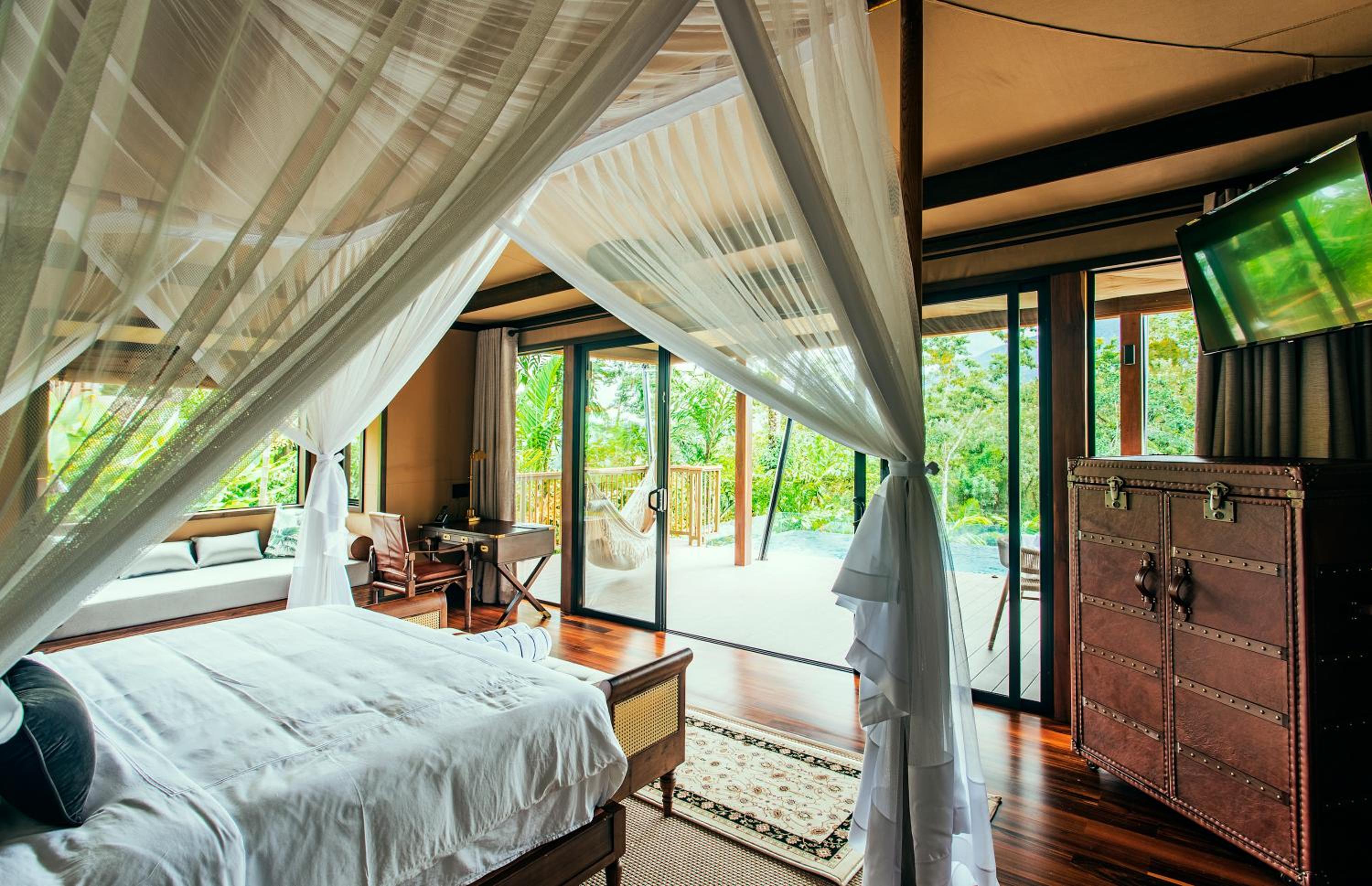 Tent - Photo 1