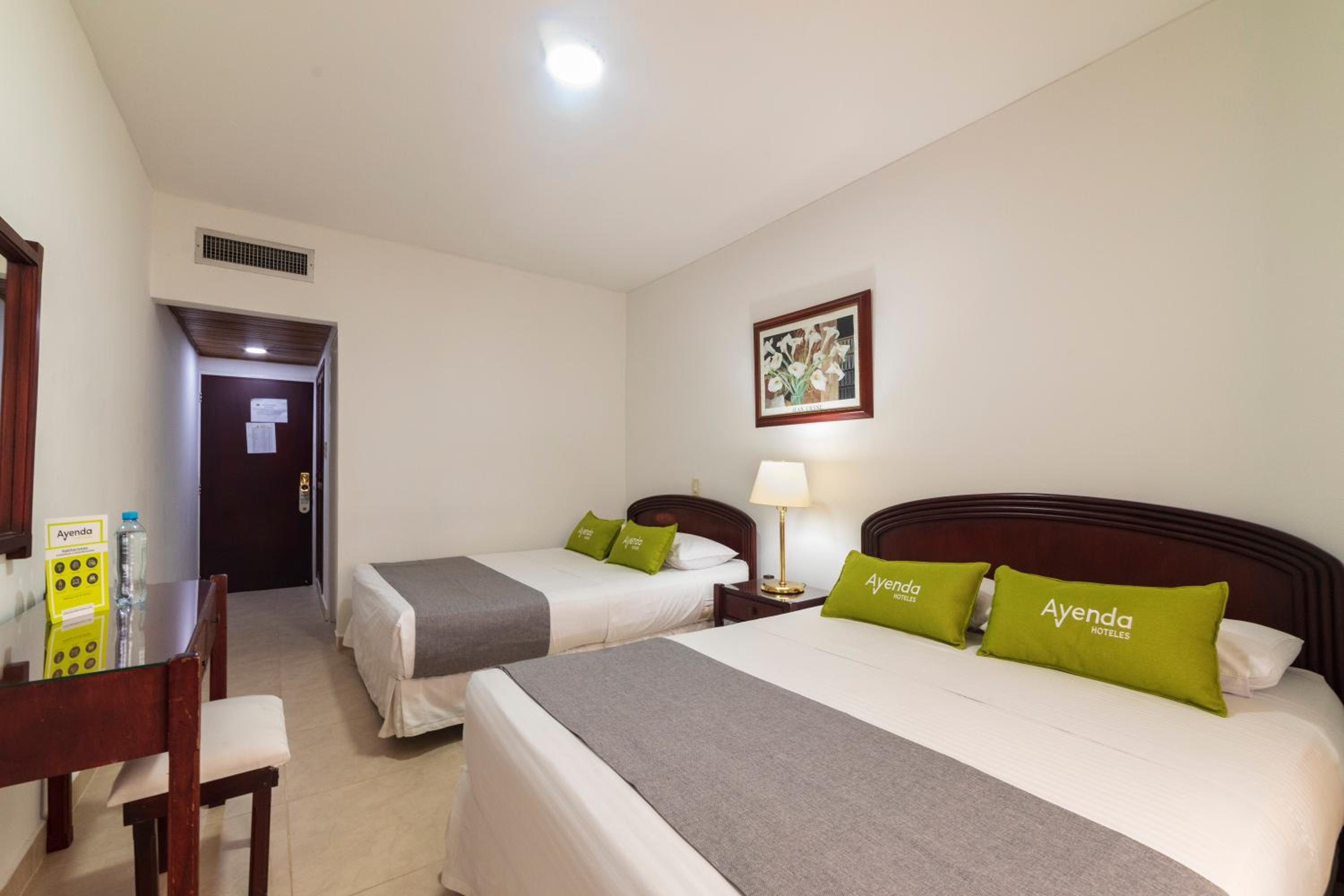 Standard Quadruple Room photo 1
