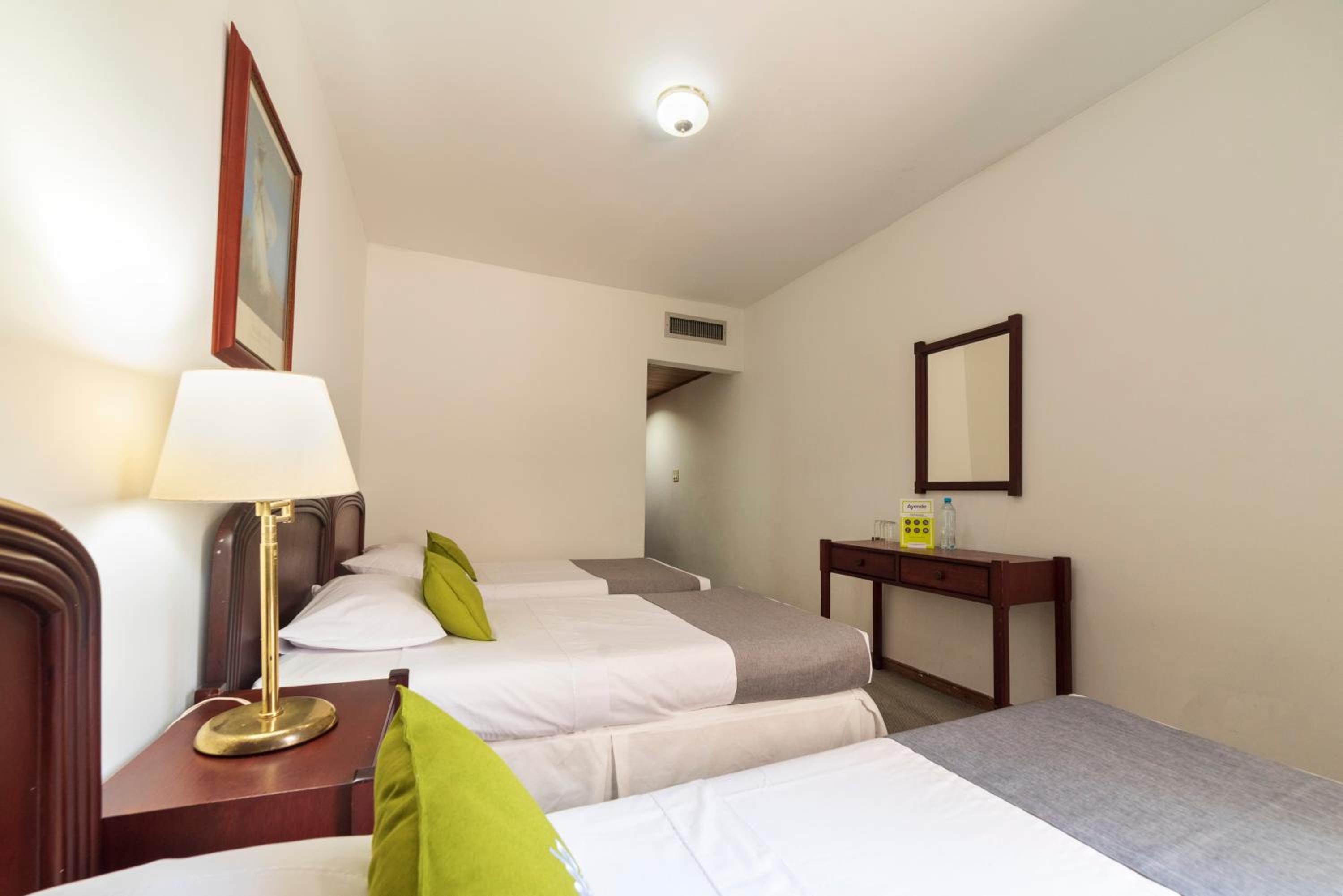 Standard Quadruple Room photo 3