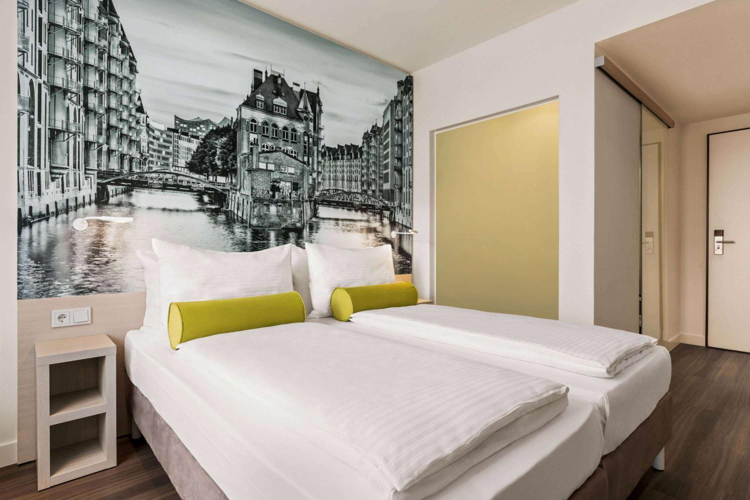 Standard Twin Room - Photo 2
