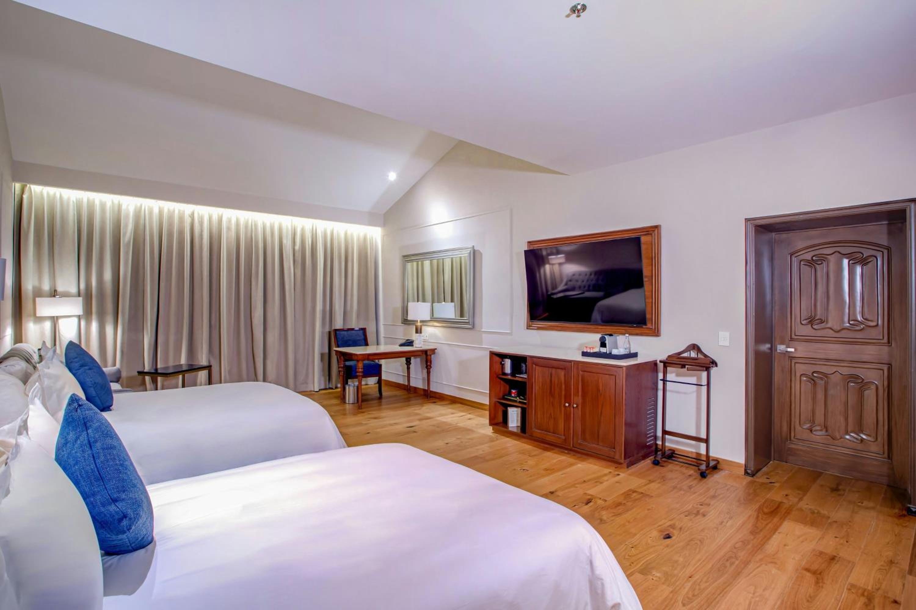 Deluxe Room with Two Double Beds