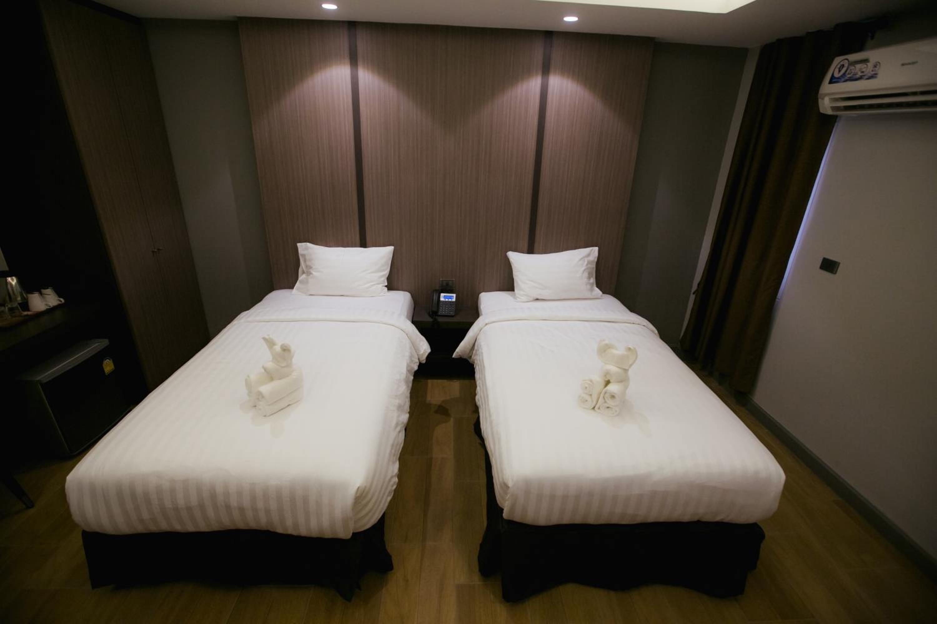 Deluxe Twin Room - Photo 4