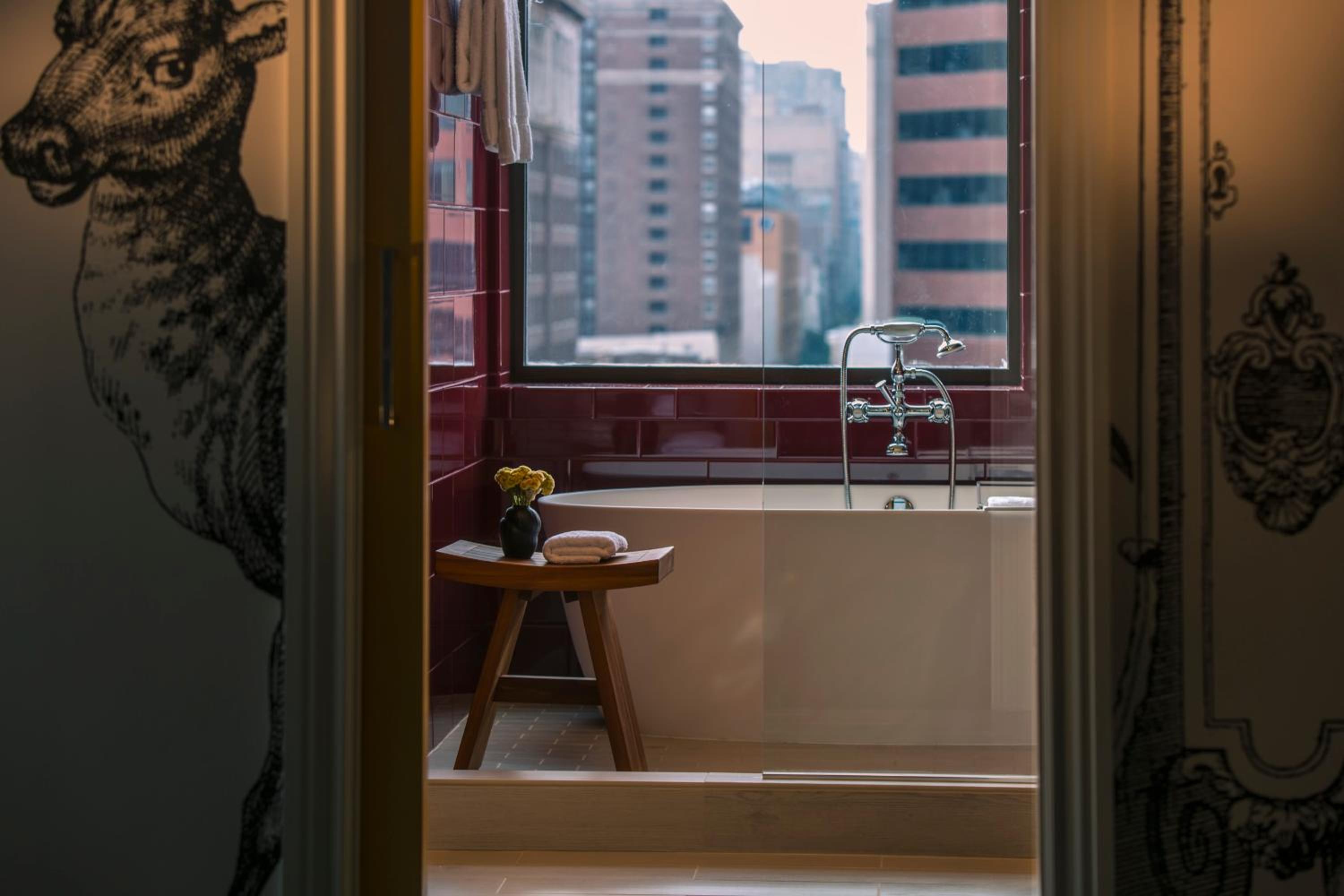 Premium King Room with Soaking Tub and Shower - Photo 2