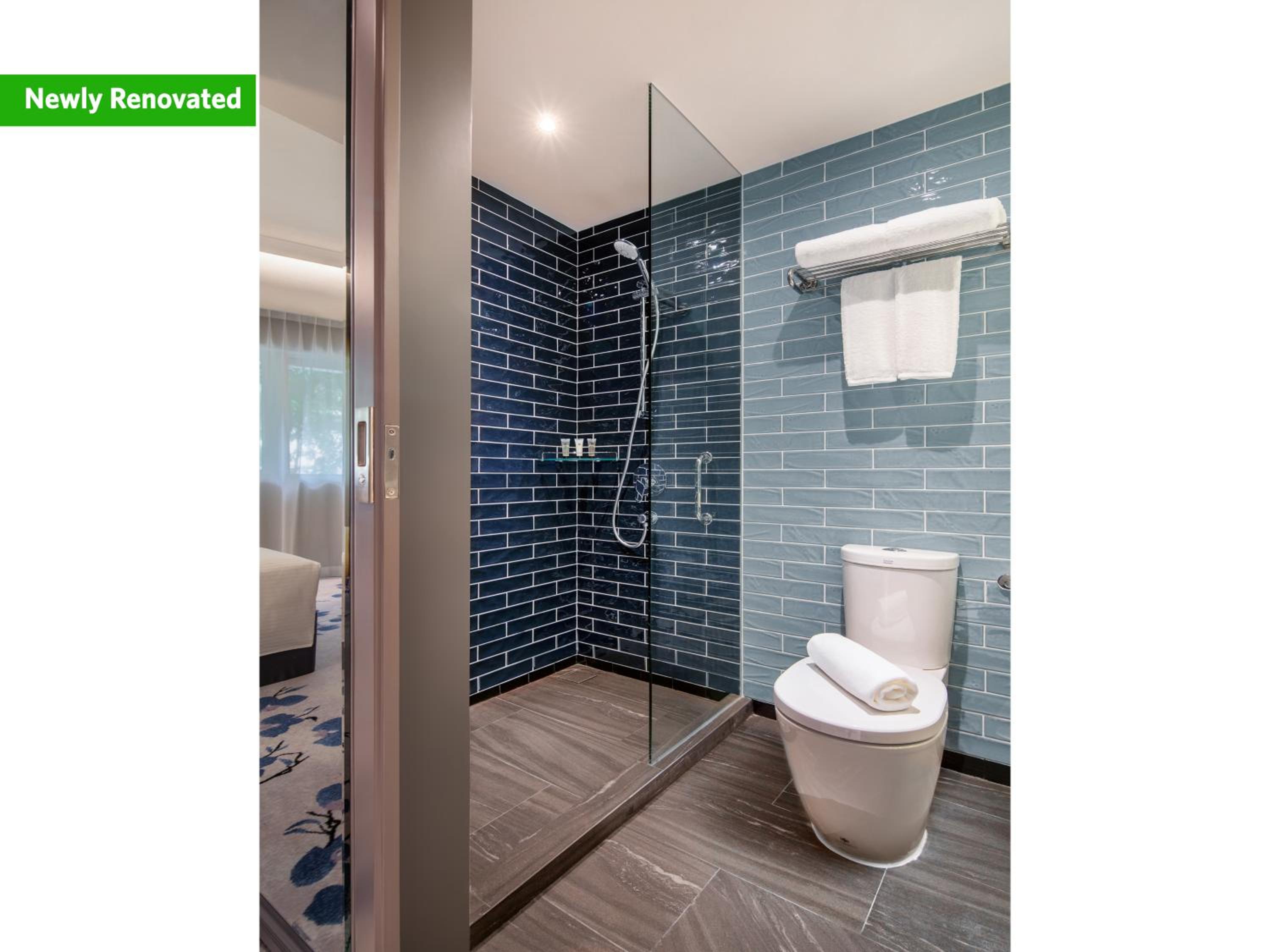 Signature Twin Room photo 3