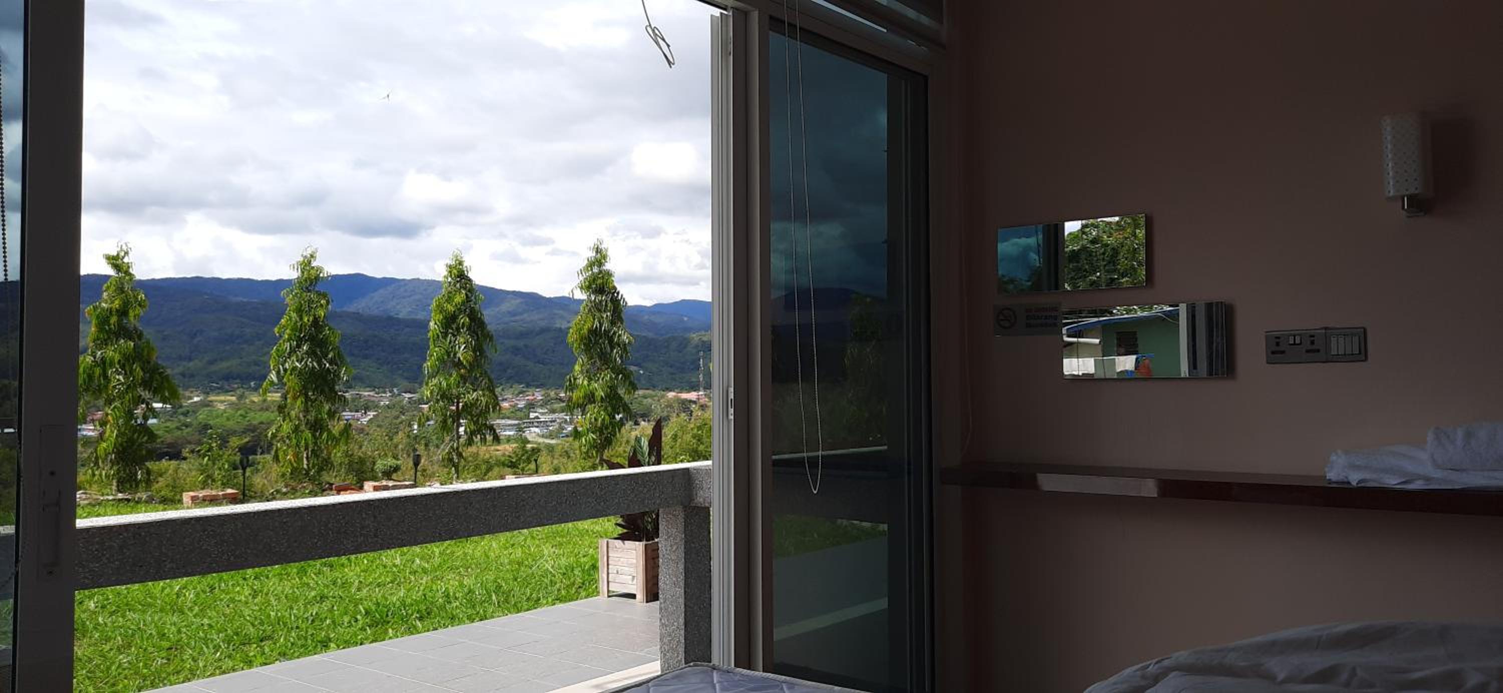 Double or Twin Room with Mountain View photo 3