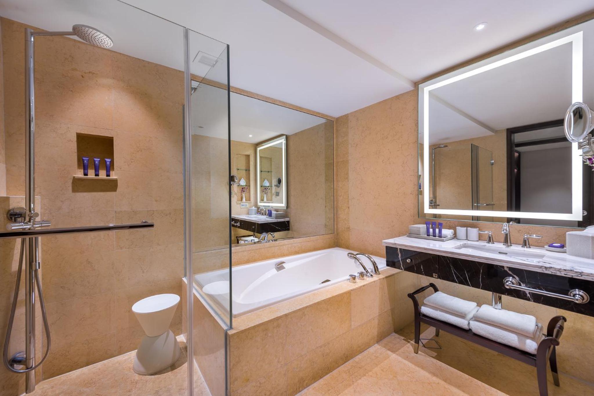 Taste the Good Life Package - Premier Courtyard Room with Complimentary Breakfast and $100 SGD net flexible Dining Credits per stay photo 3