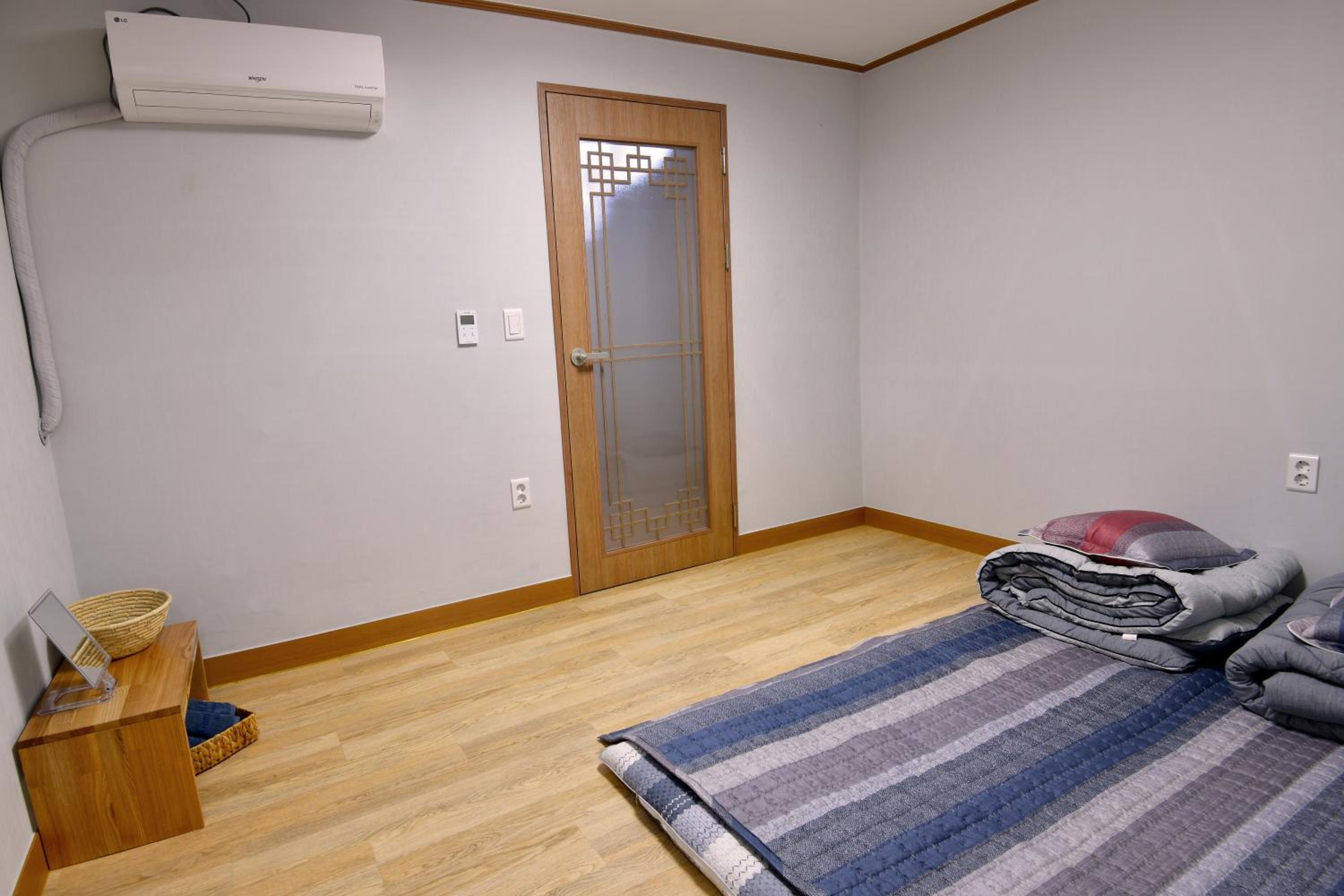 Double Room with Private Bathroom photo 2