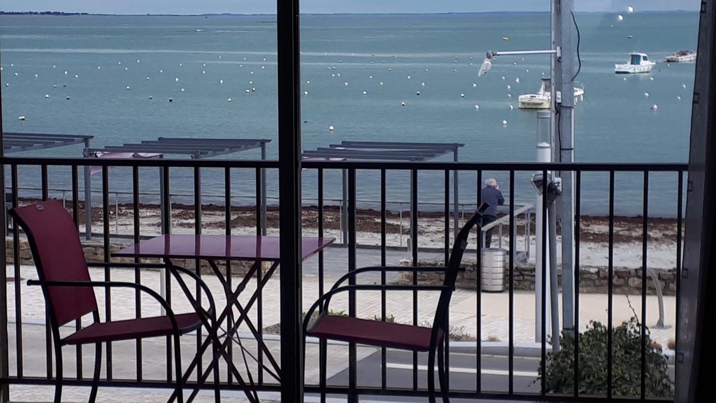 Twin Room with Sea View photo 2