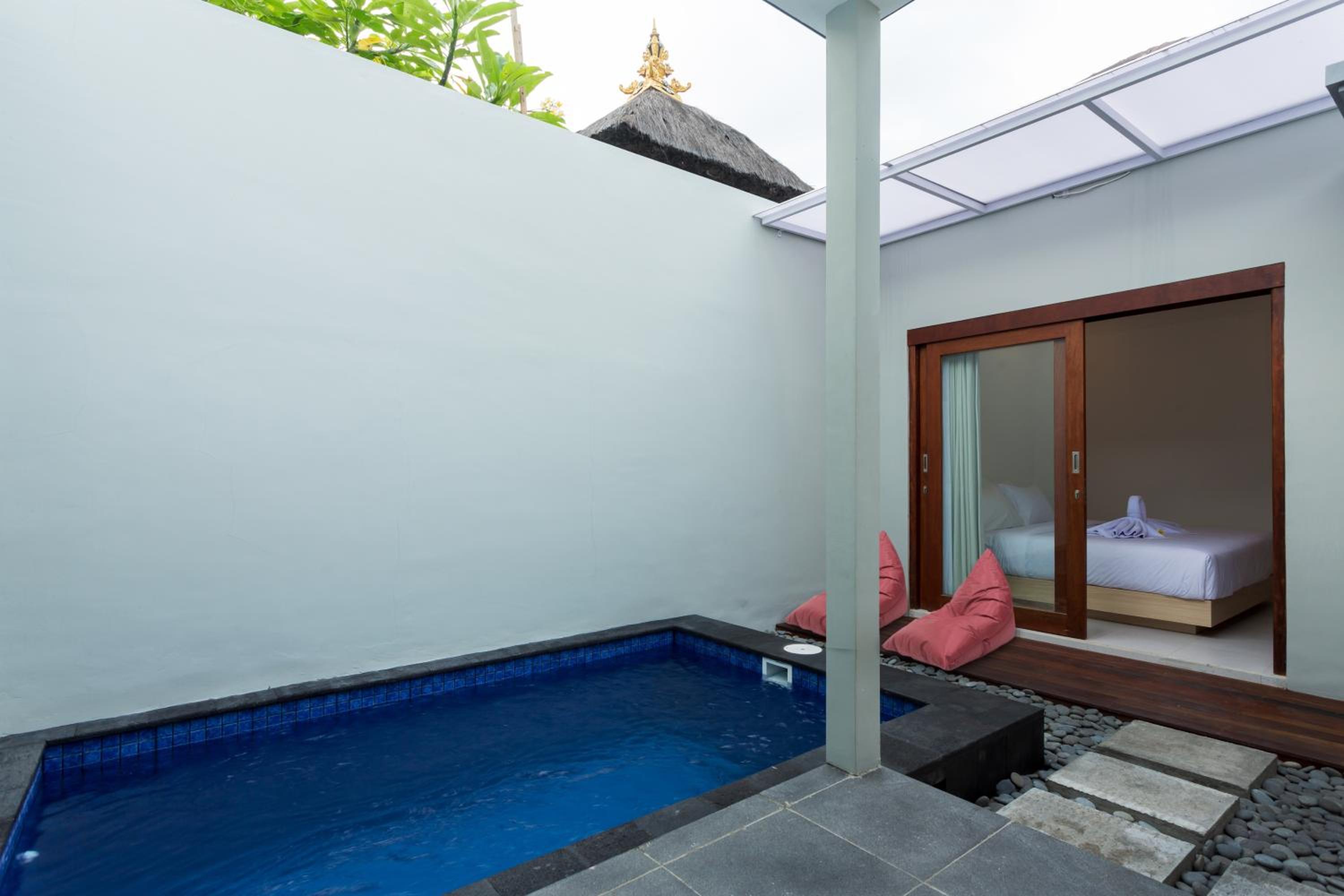 One-Bedroom Villa - Photo 23