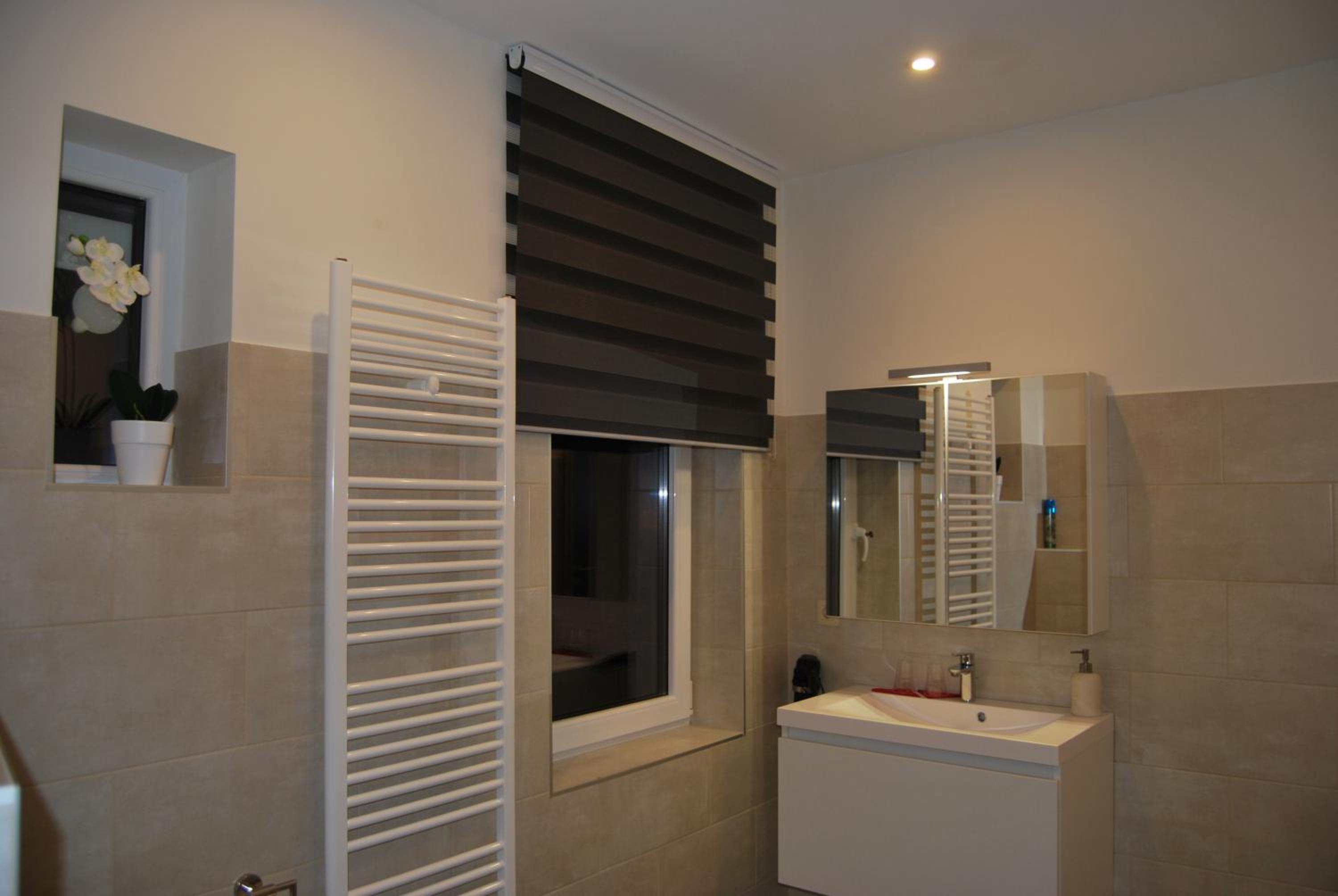 Standard Twin Room photo 3