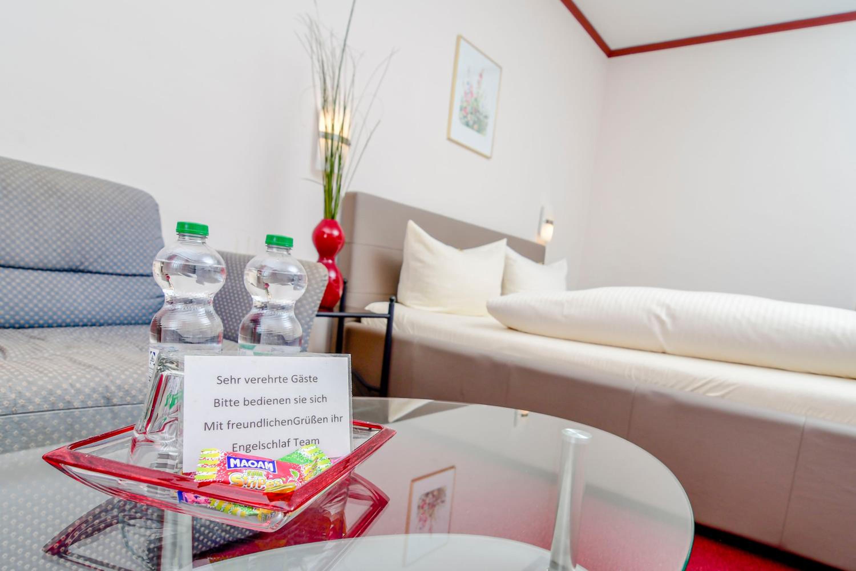 Standard Double Room photo 2