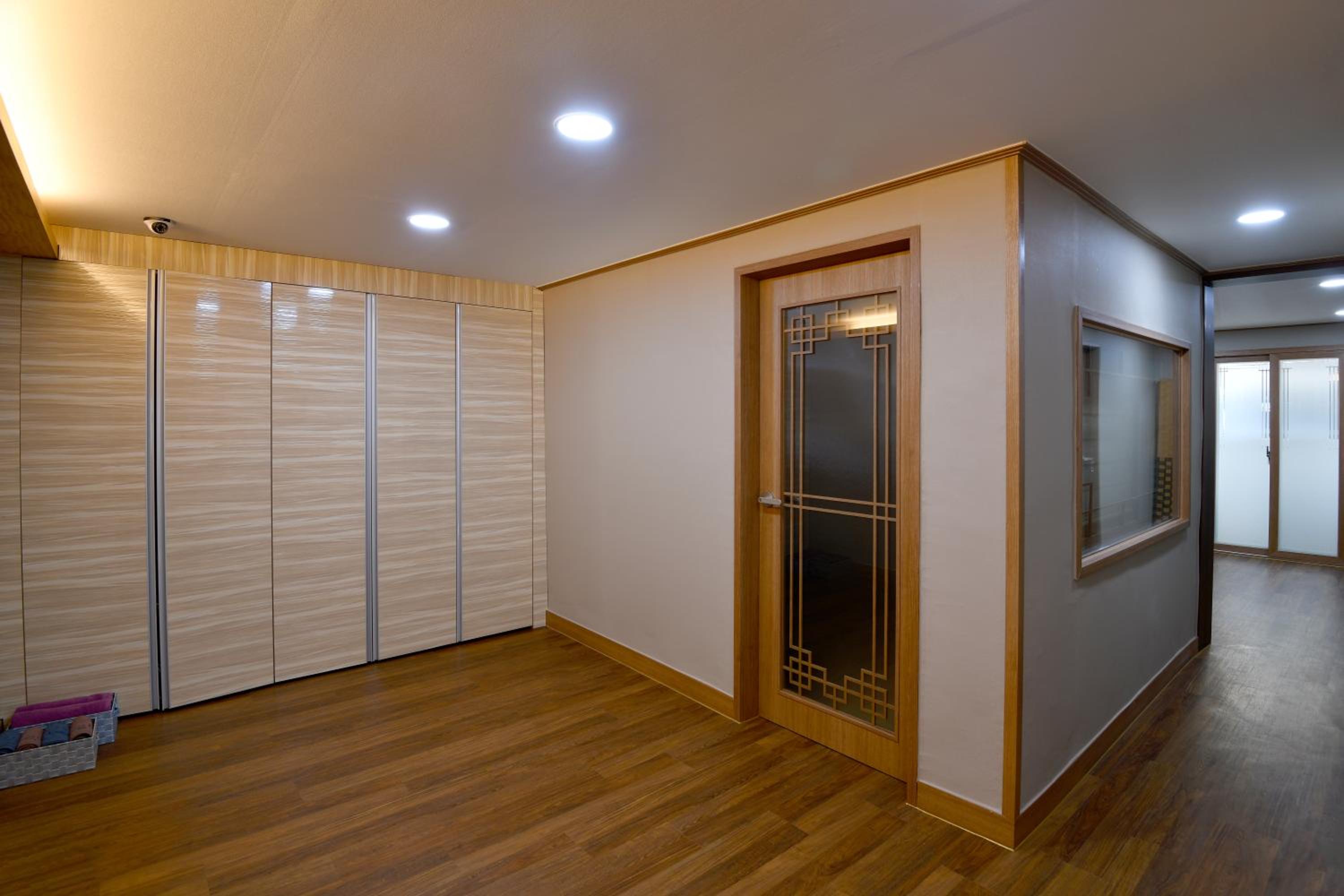 Double or Twin Room with Private Bathroom