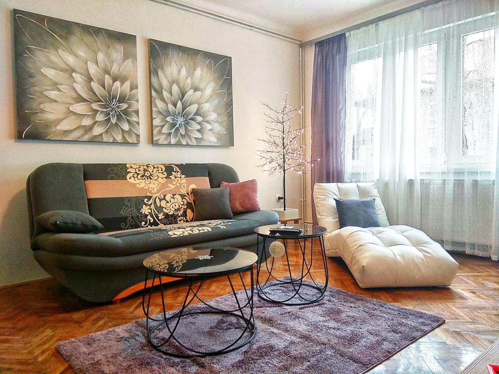 Two-Bedroom Apartment - Photo 1
