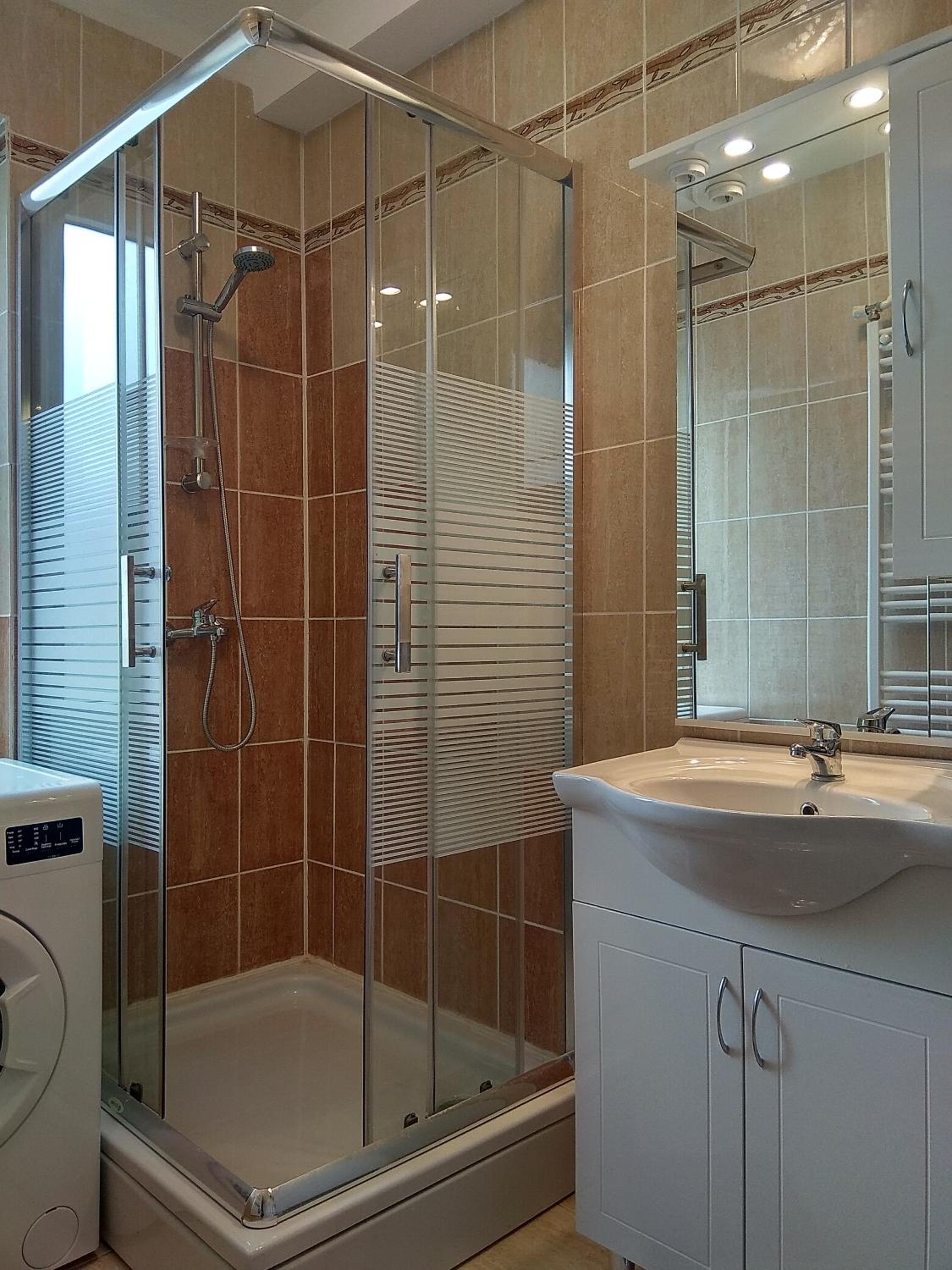 Two-Bedroom Apartment - Photo 6
