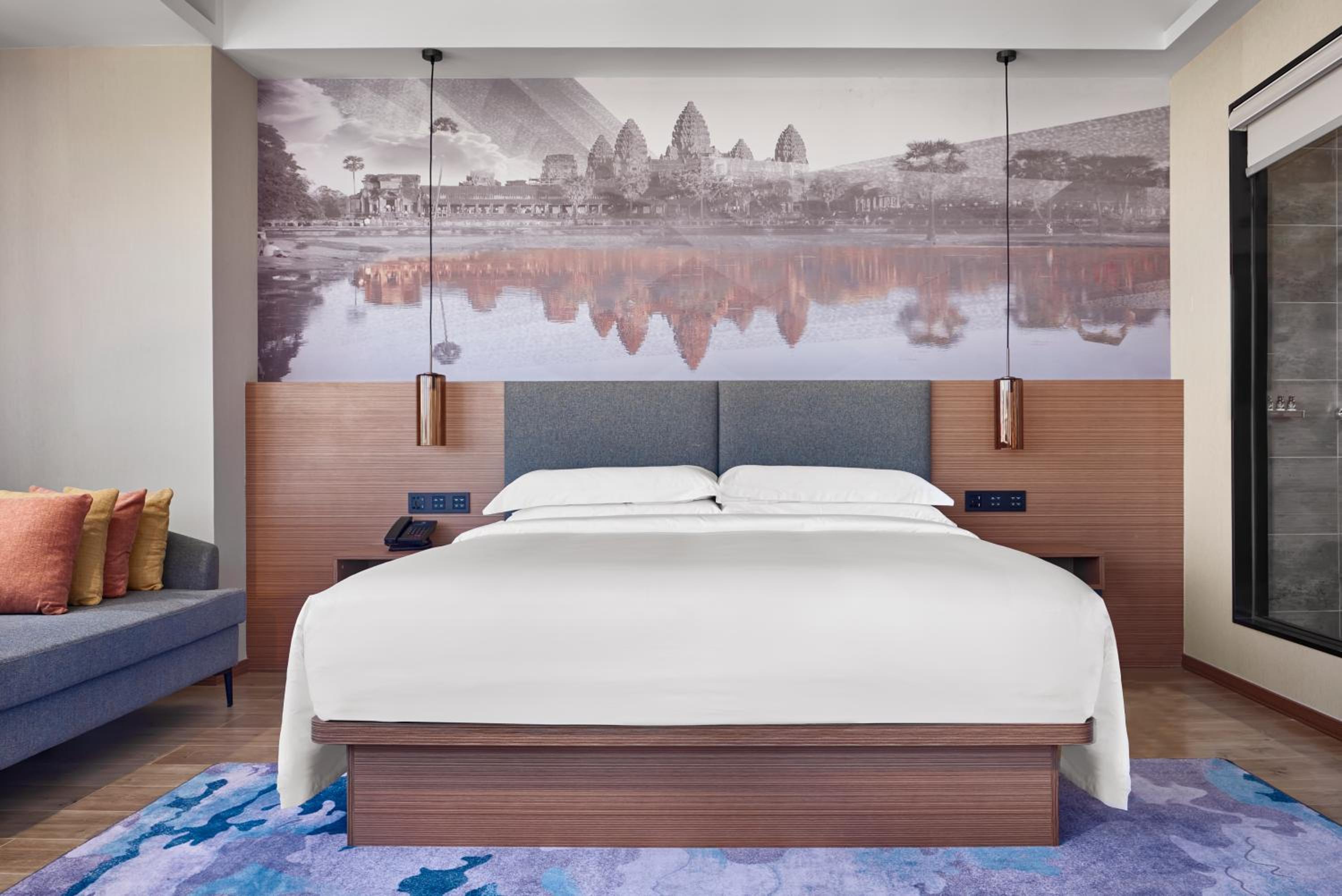 Business Suite - Photo 2