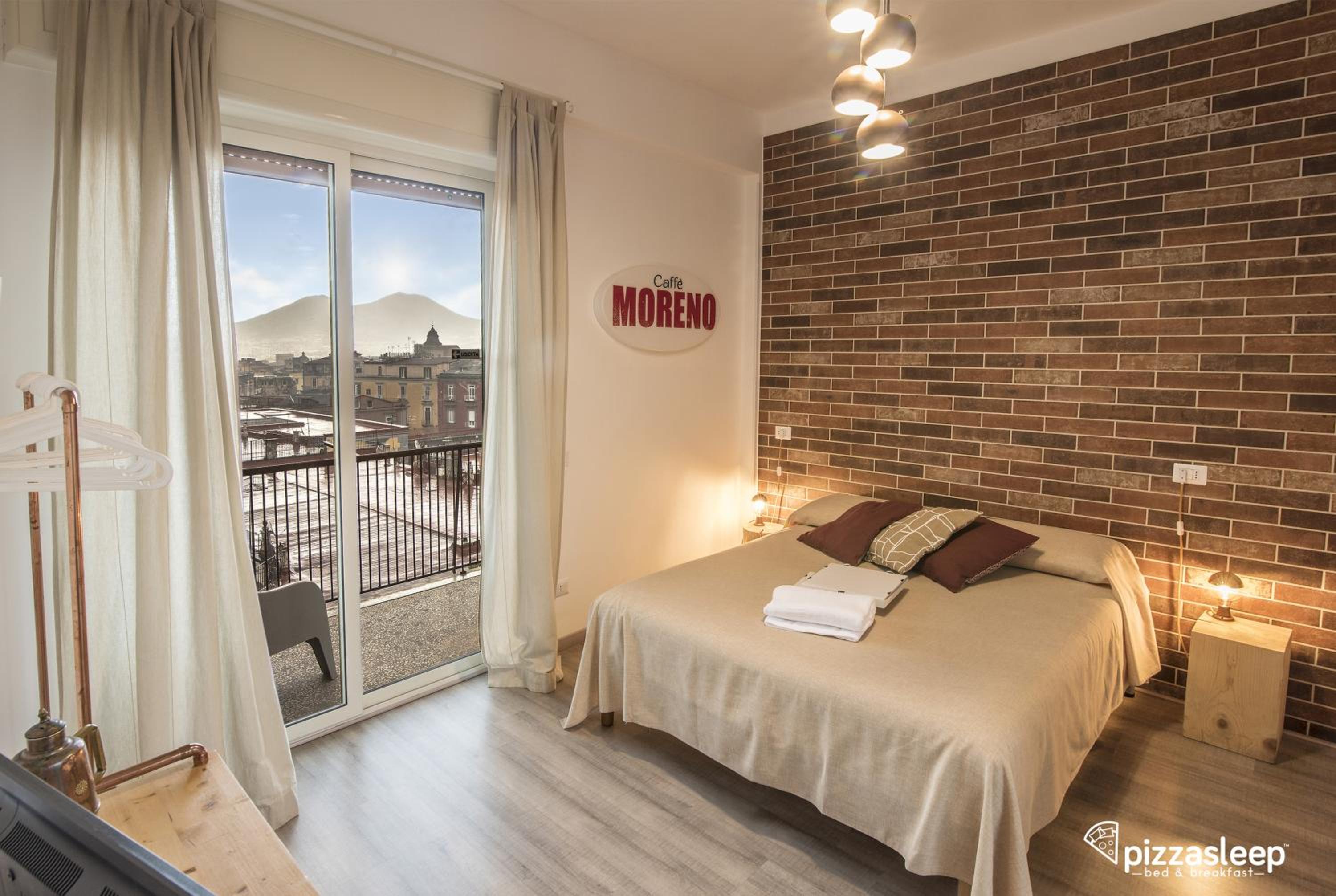 Deluxe Double Room with Balcony and Sea View