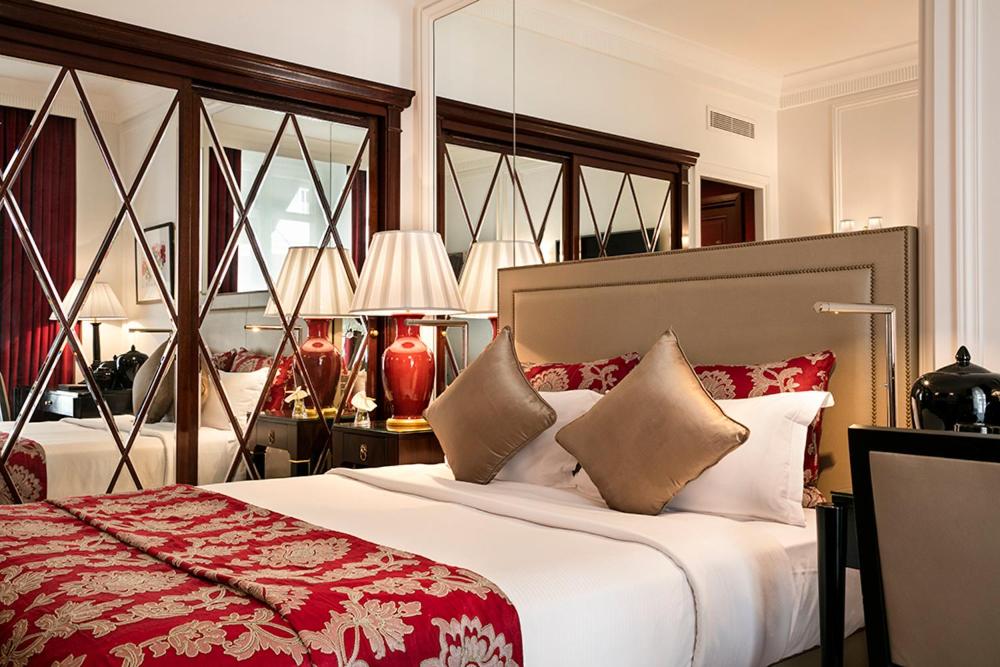 Superior Double Room thumbnail 6