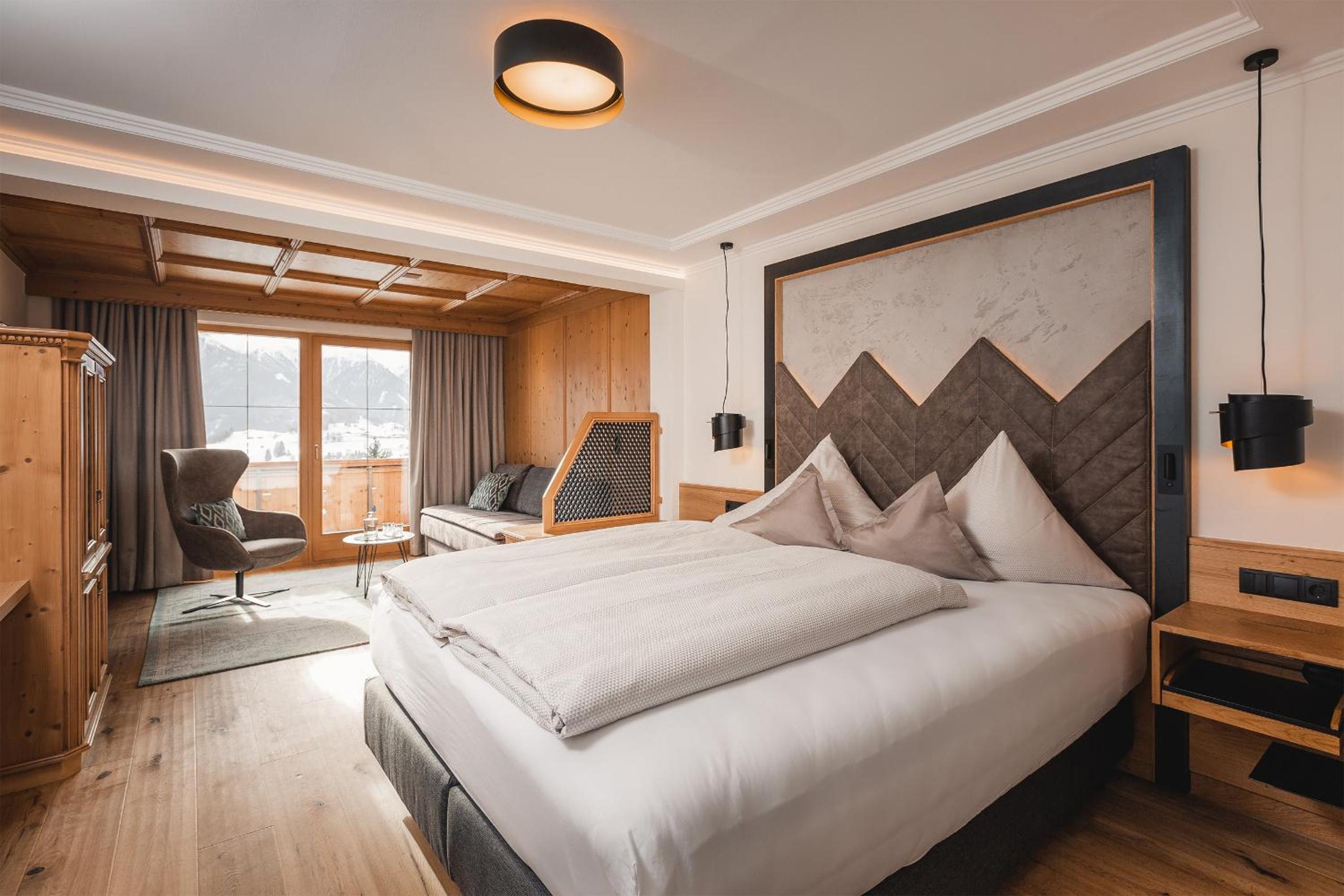 Junior Suite with Garden View - Photo 1