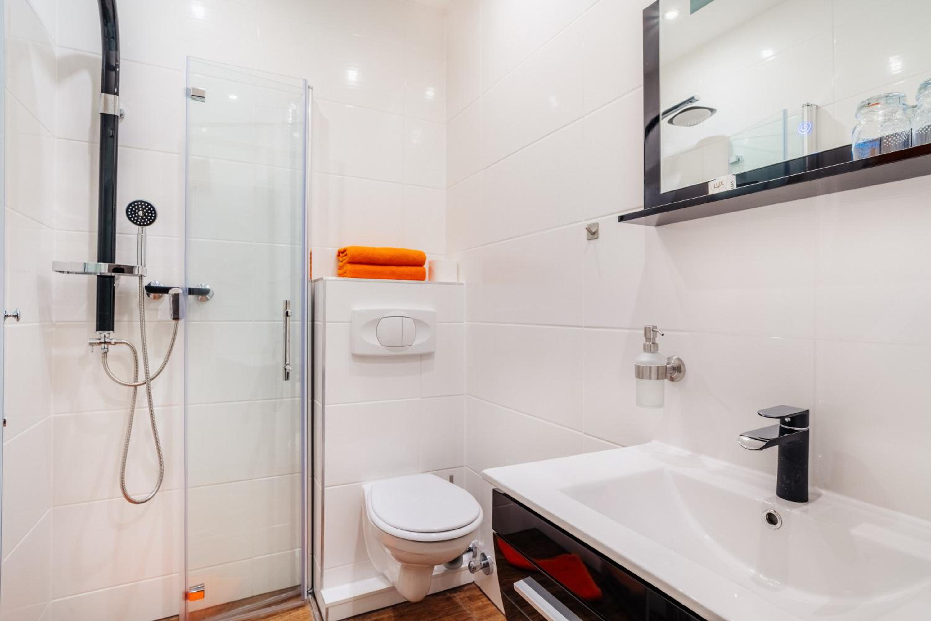Deluxe Double Room with Balcony photo 3