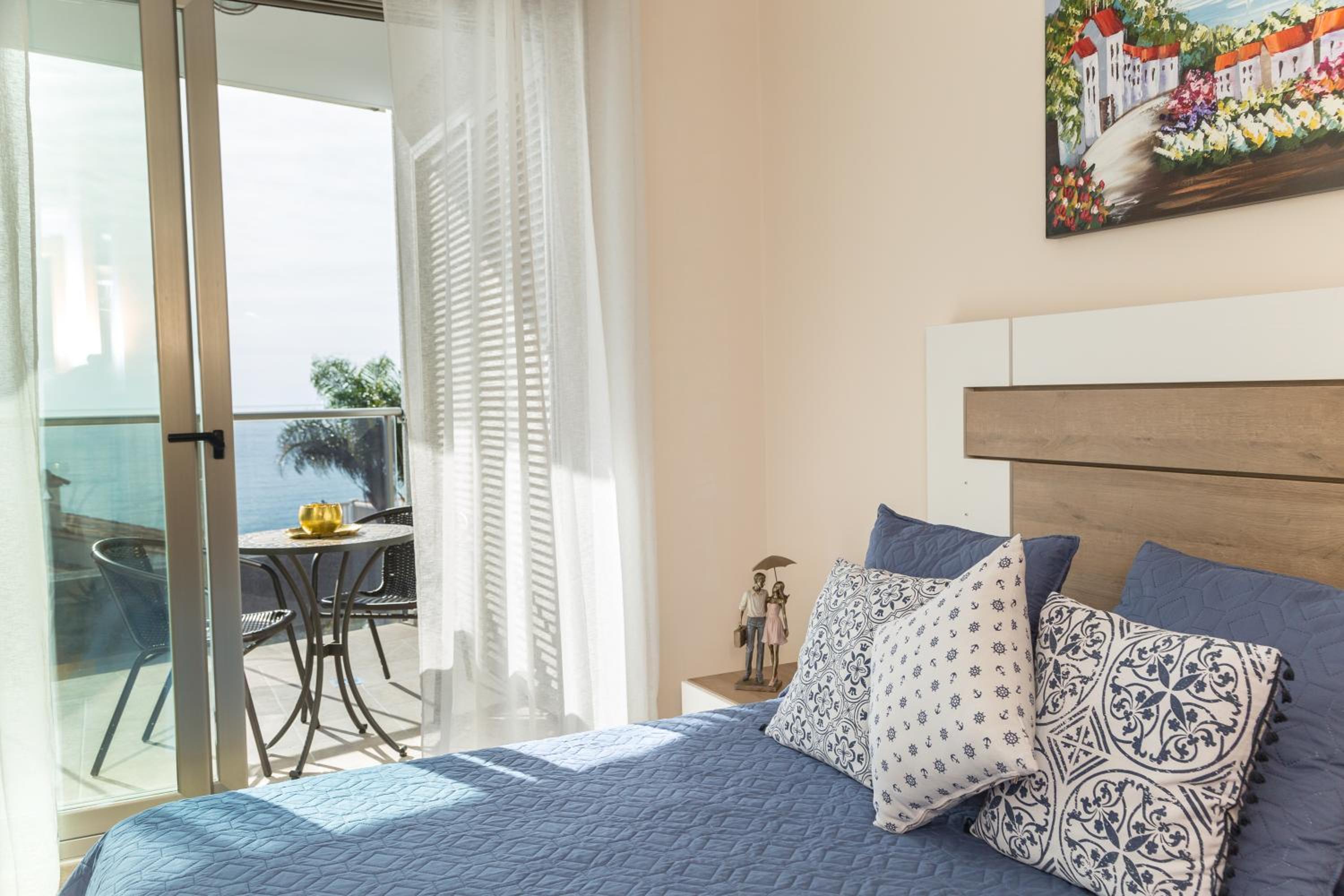 Apartamento con vista al mar