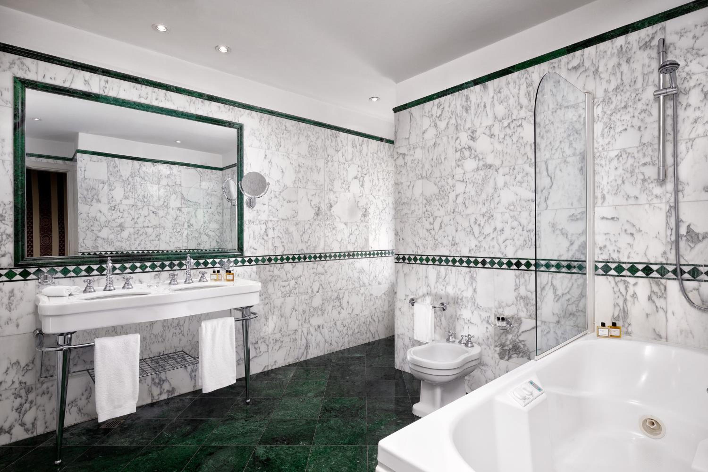 Exclusive Junior Suite Grand Canal View photo 2