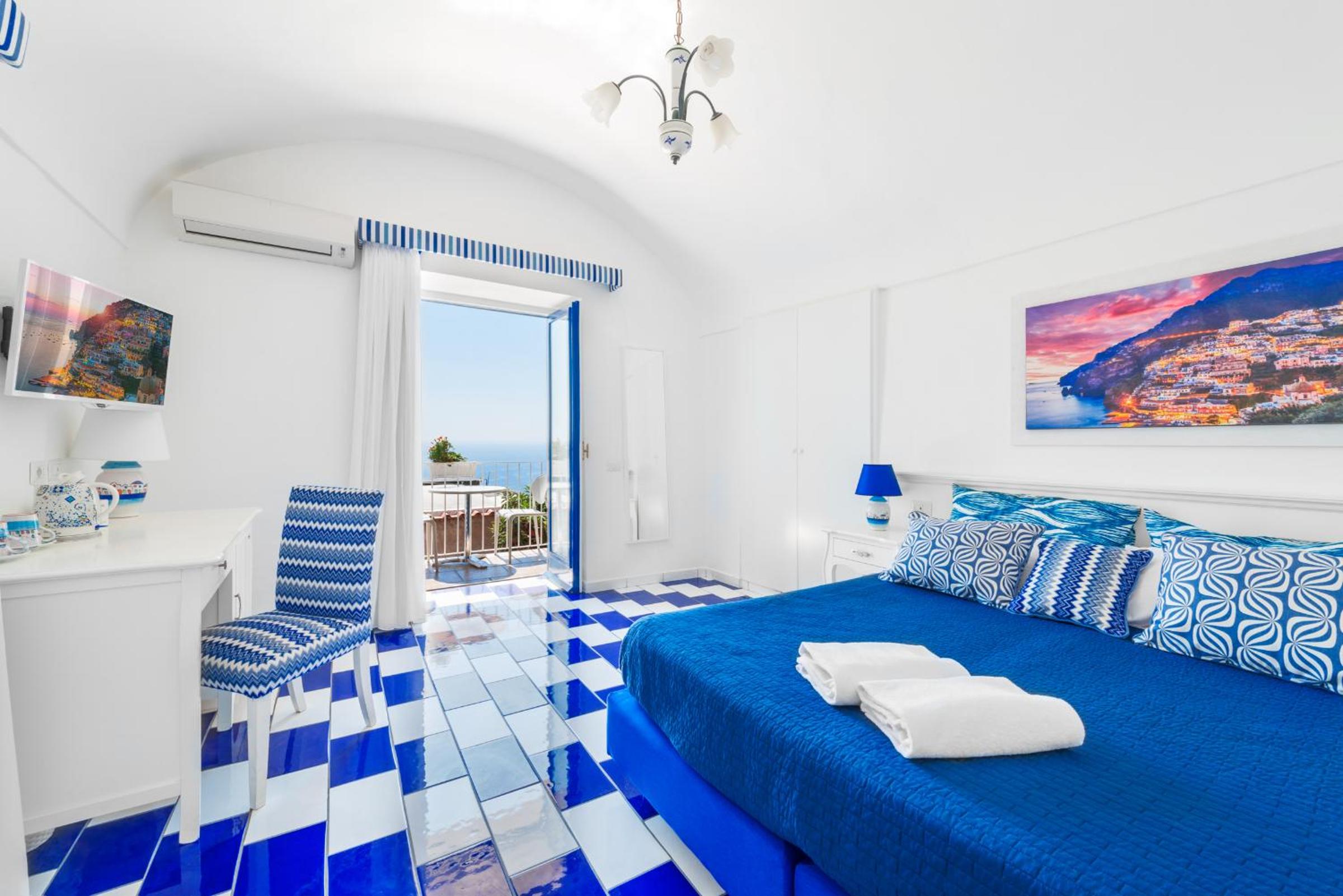 Economy Double Room with Private External Bathroom photo 1