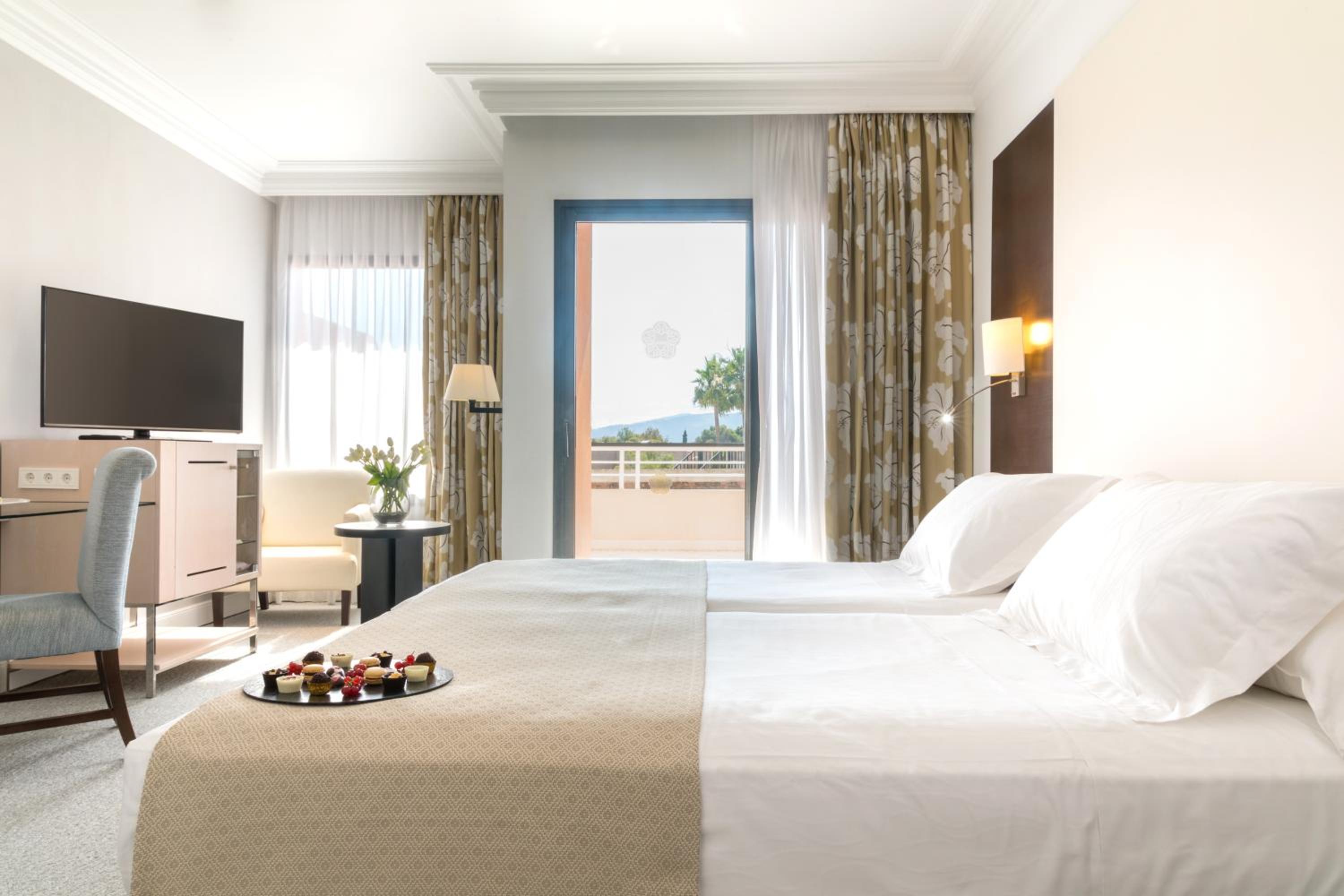 Classic Triple Room - Photo 2