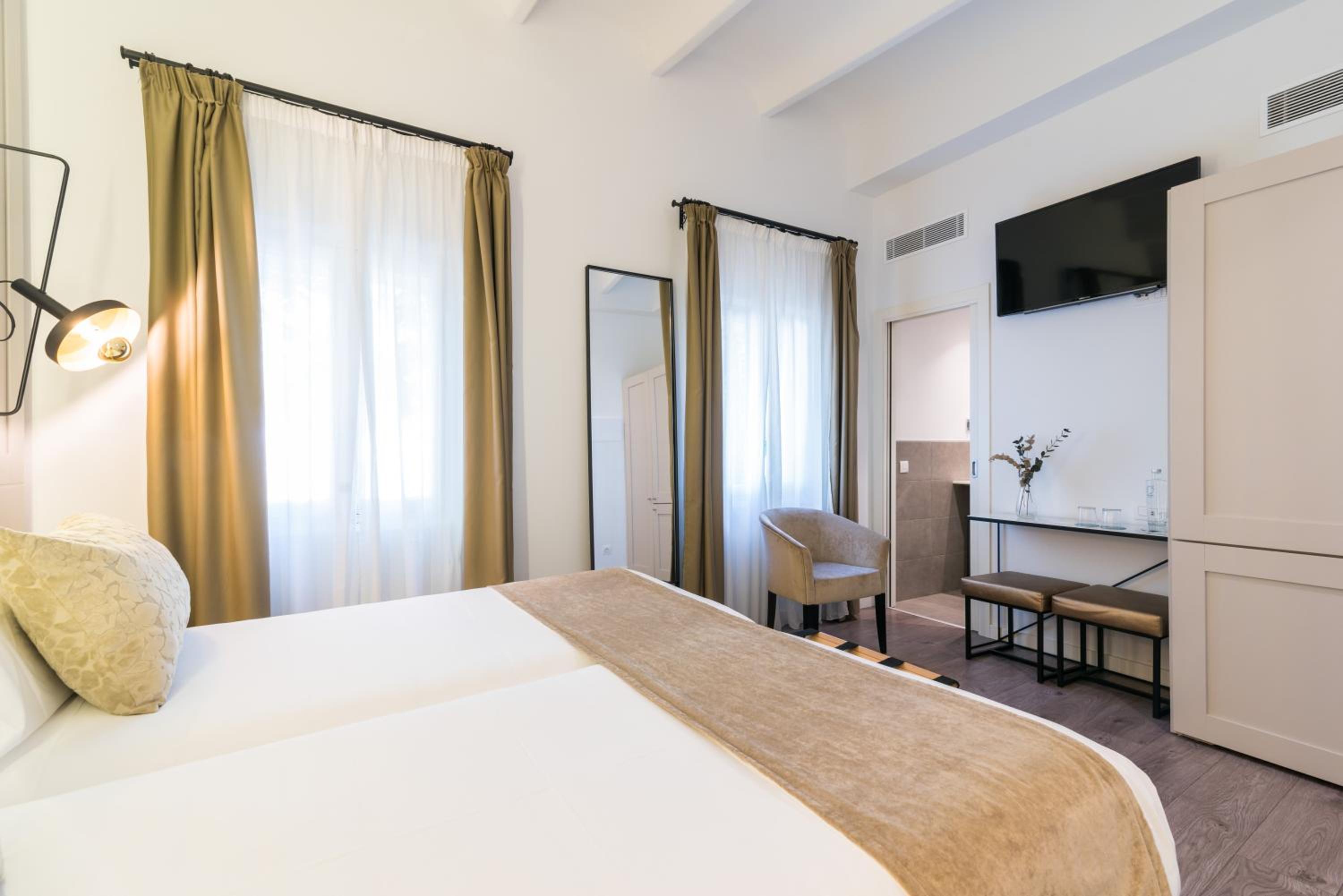 Double Room photo 2