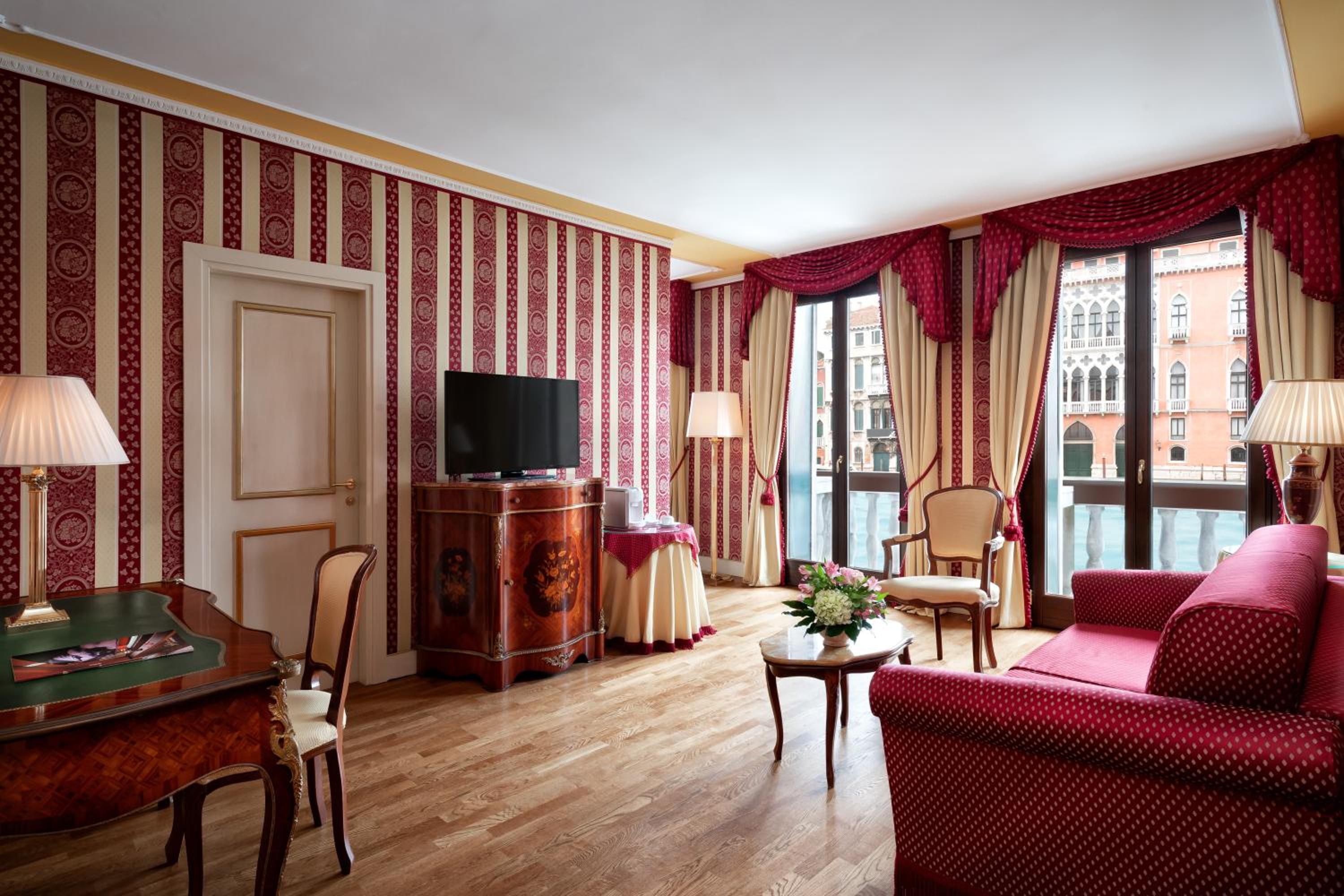 Suite Deluxe Grand Canal View photo 3