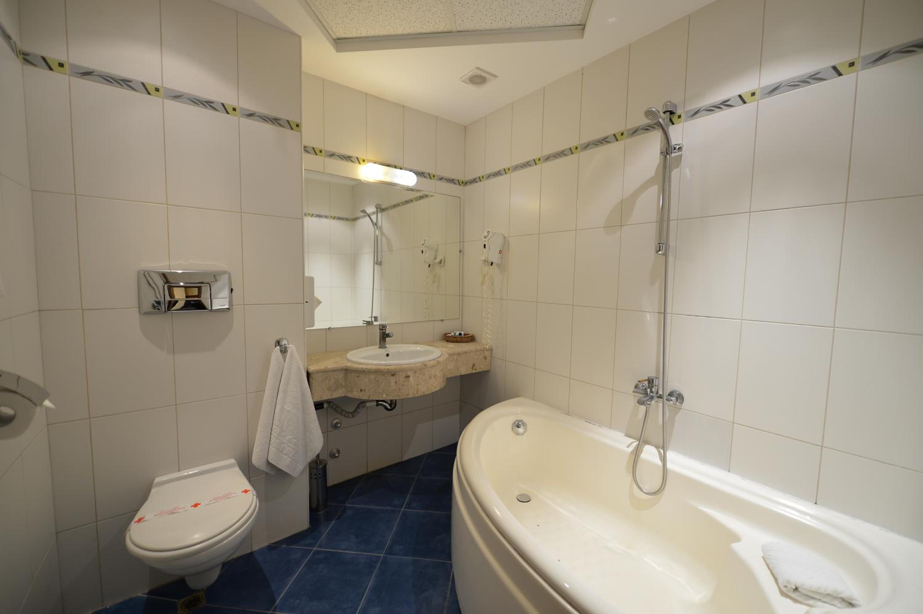 Single Room photo 2
