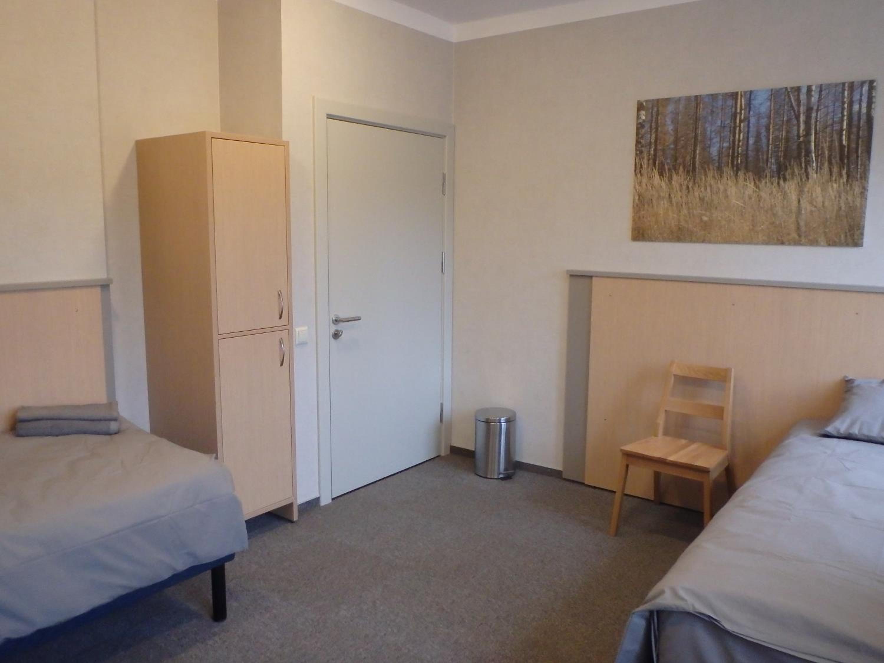 Twin Room - Disability Access photo 2