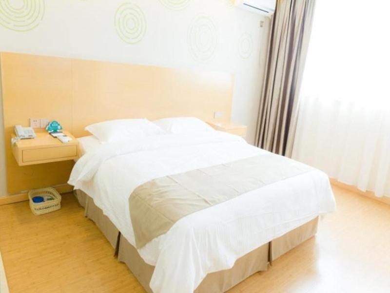 Double Room - Photo 7